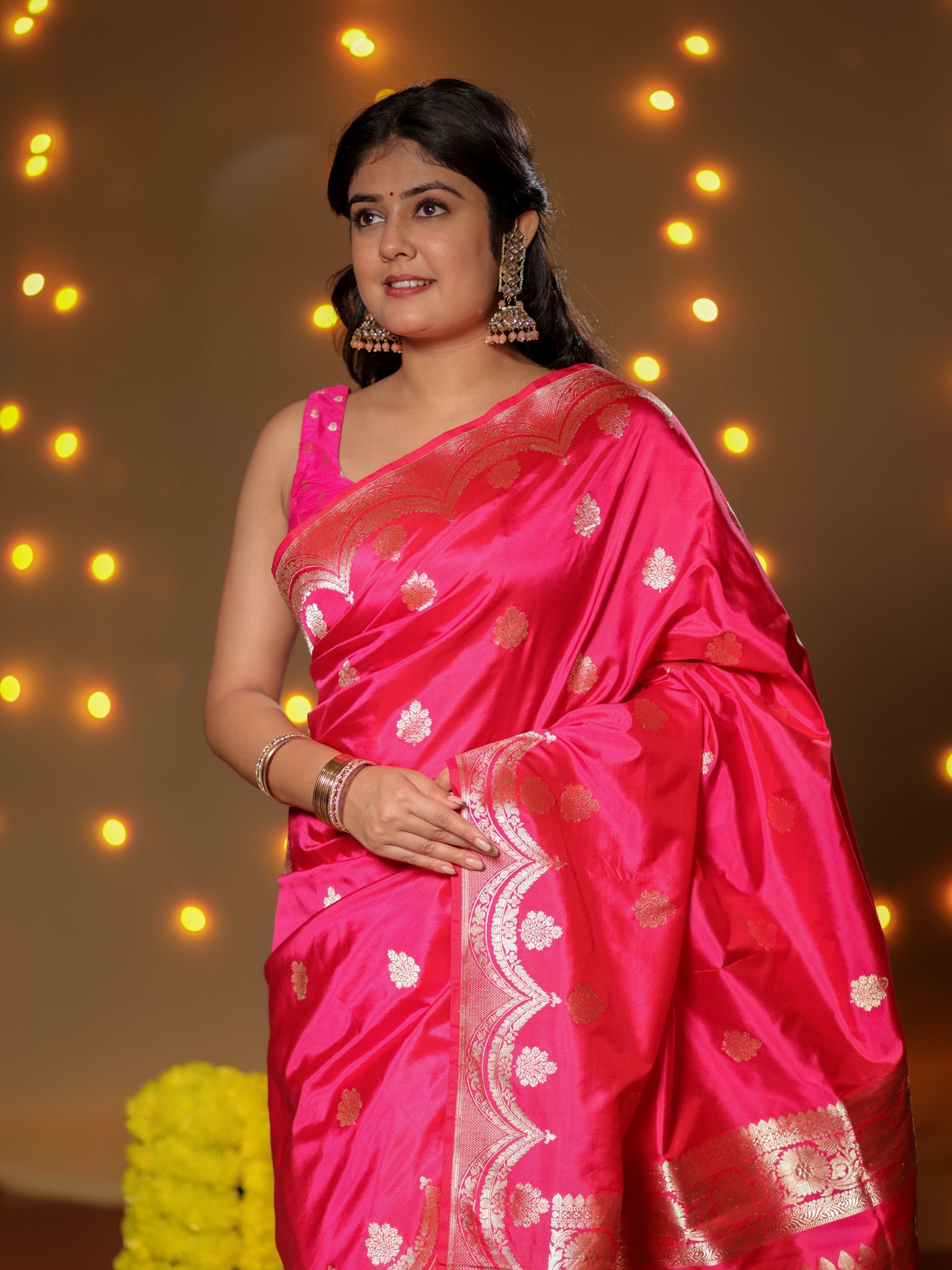 Banarasi Pure Katan Saree With Buti & Border- Pink