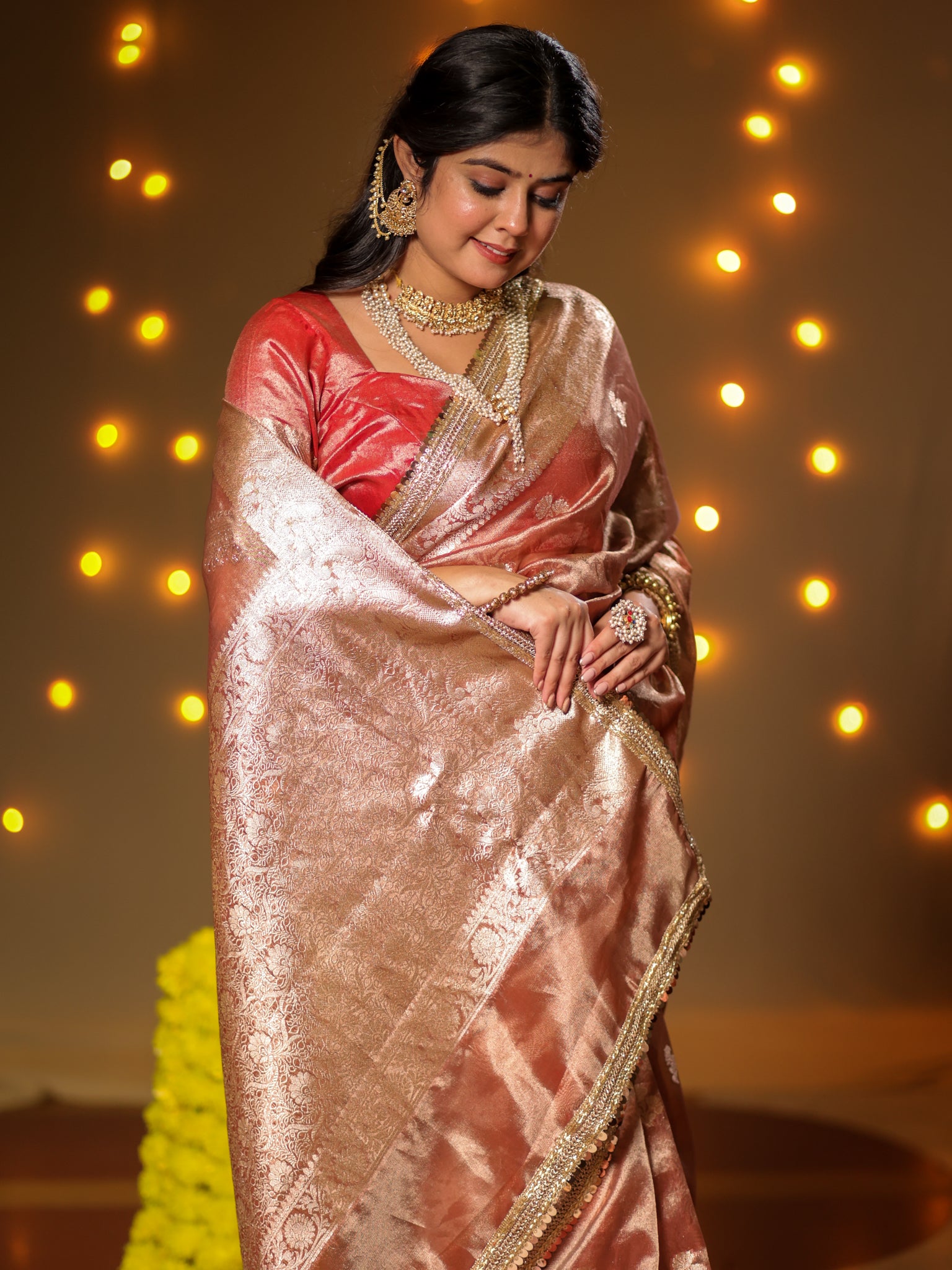 Banarasi Tissue Saree With Buti Weaving & Lace Border - Matallic