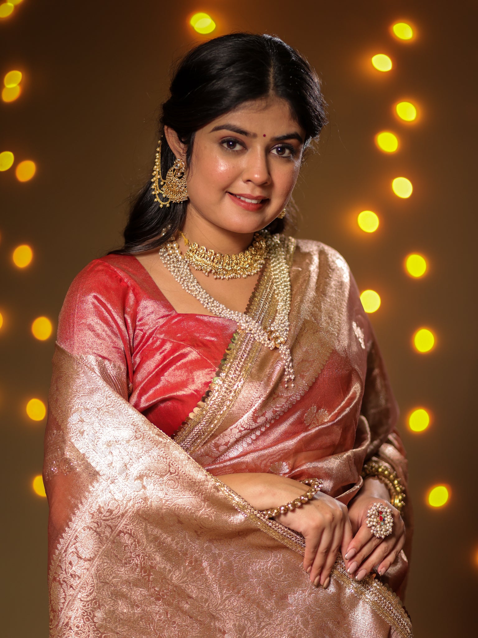 Banarasi Tissue Saree With Buti Weaving & Lace Border - Matallic