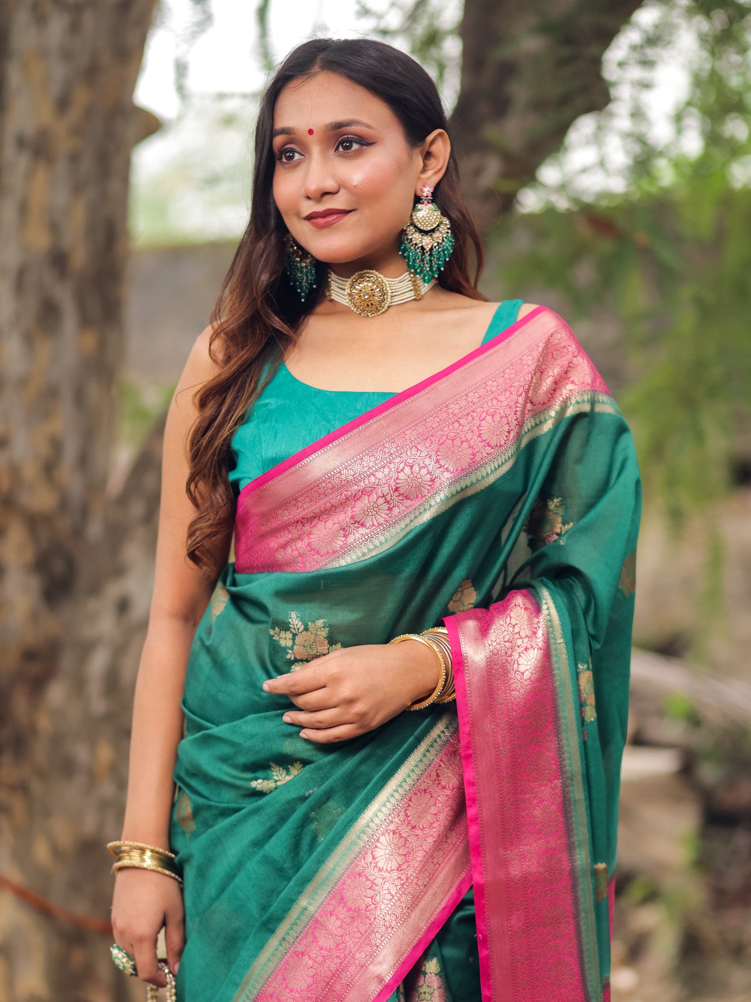 Banarasi Semi Georgette Saree with Floral Weaving & Contrast Border- Dark Green