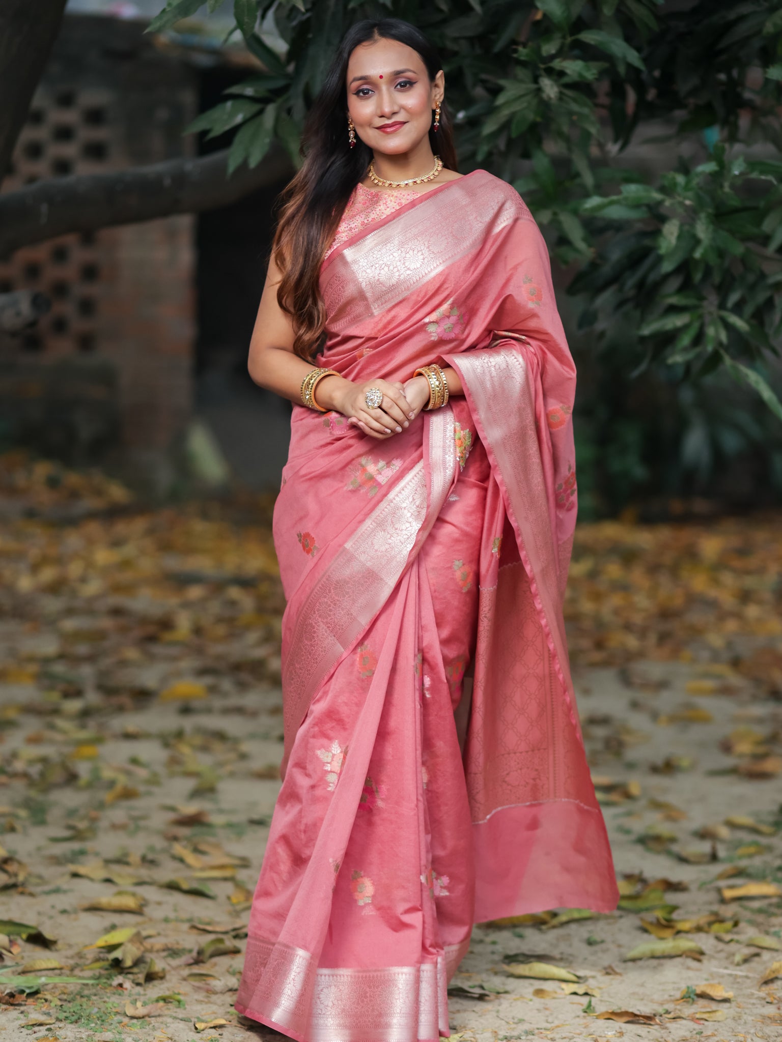 Banarasi Semi Georgette Saree with Floral Weaving & Border- Pink