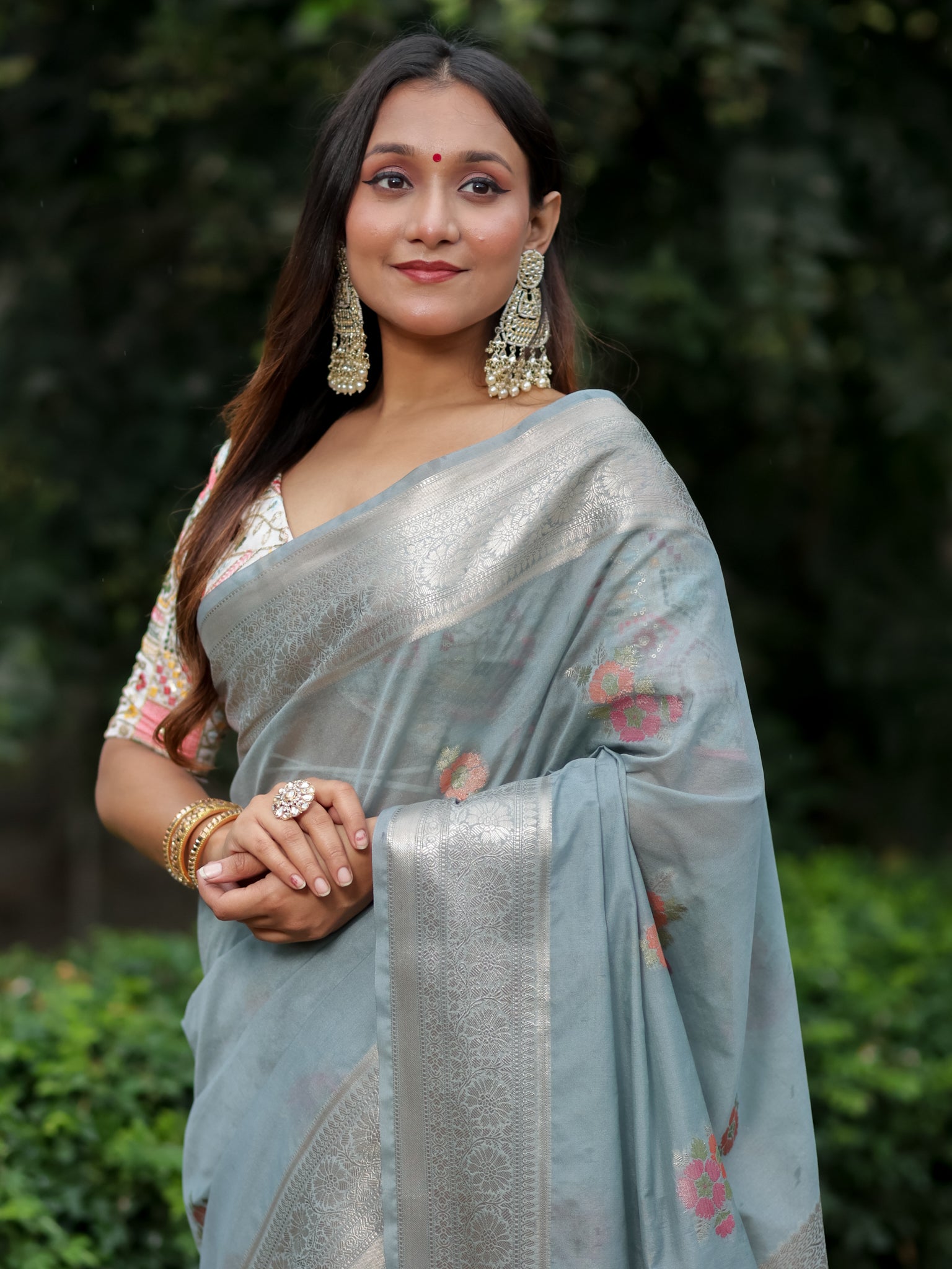 Banarasi Semi Georgette Saree with Floral Weaving & Border- Grey