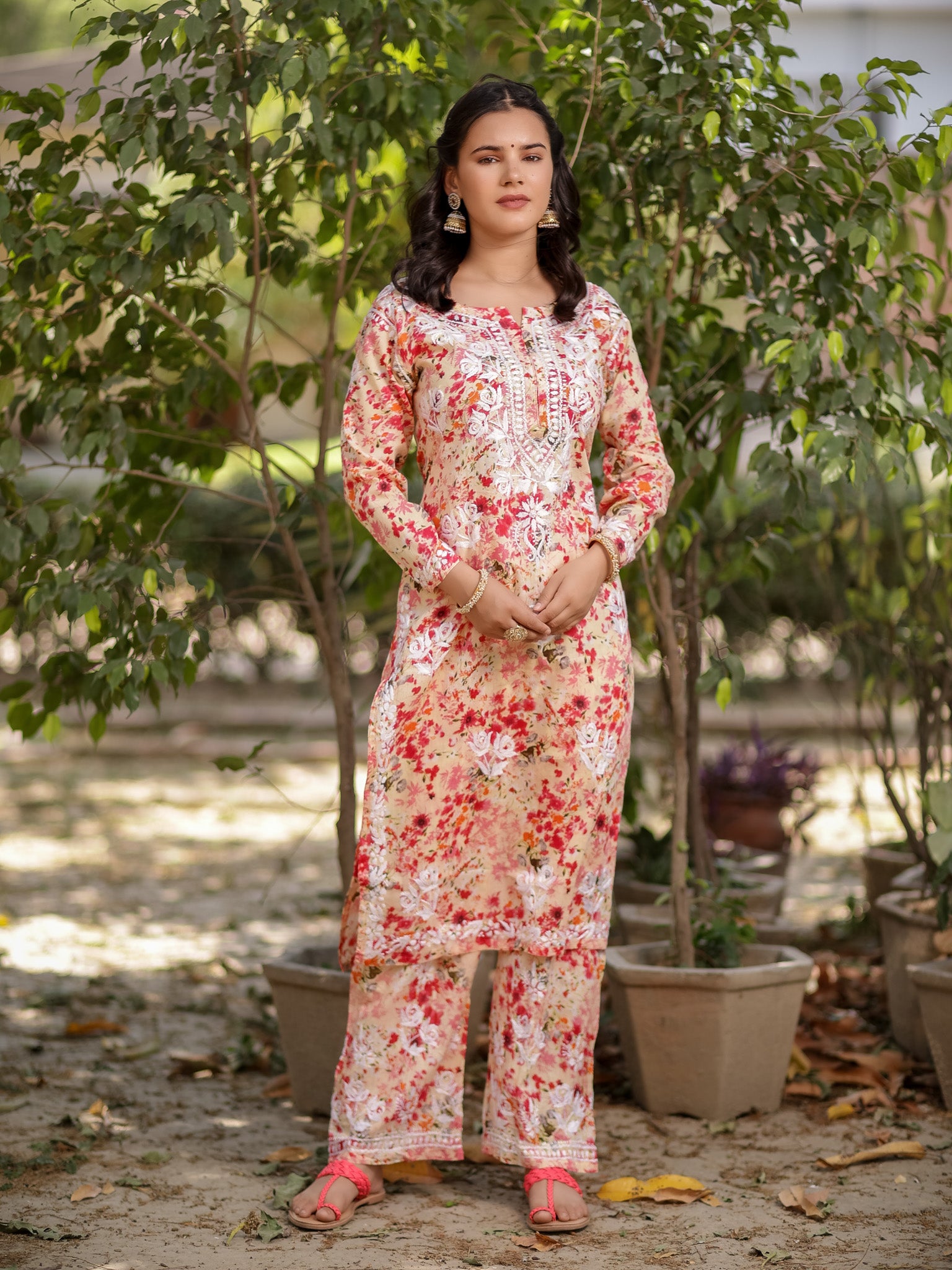 Readymade Chikankari Floral Print Mulmul Kurti & Plazzo Set-Pink