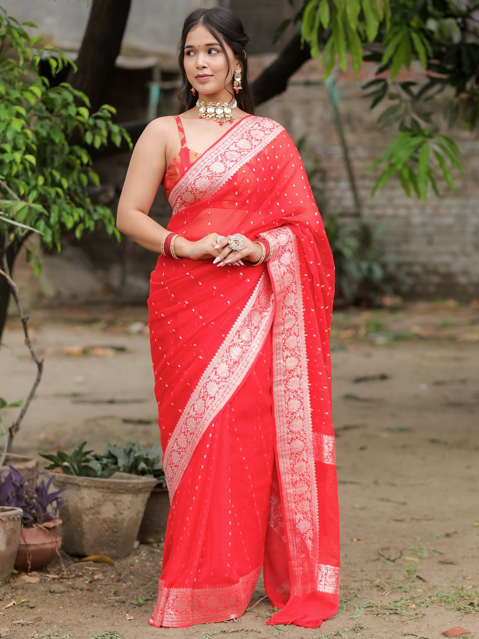 Banarasi Pure Khaddi Georgette Saree With Buti Weaving- Red