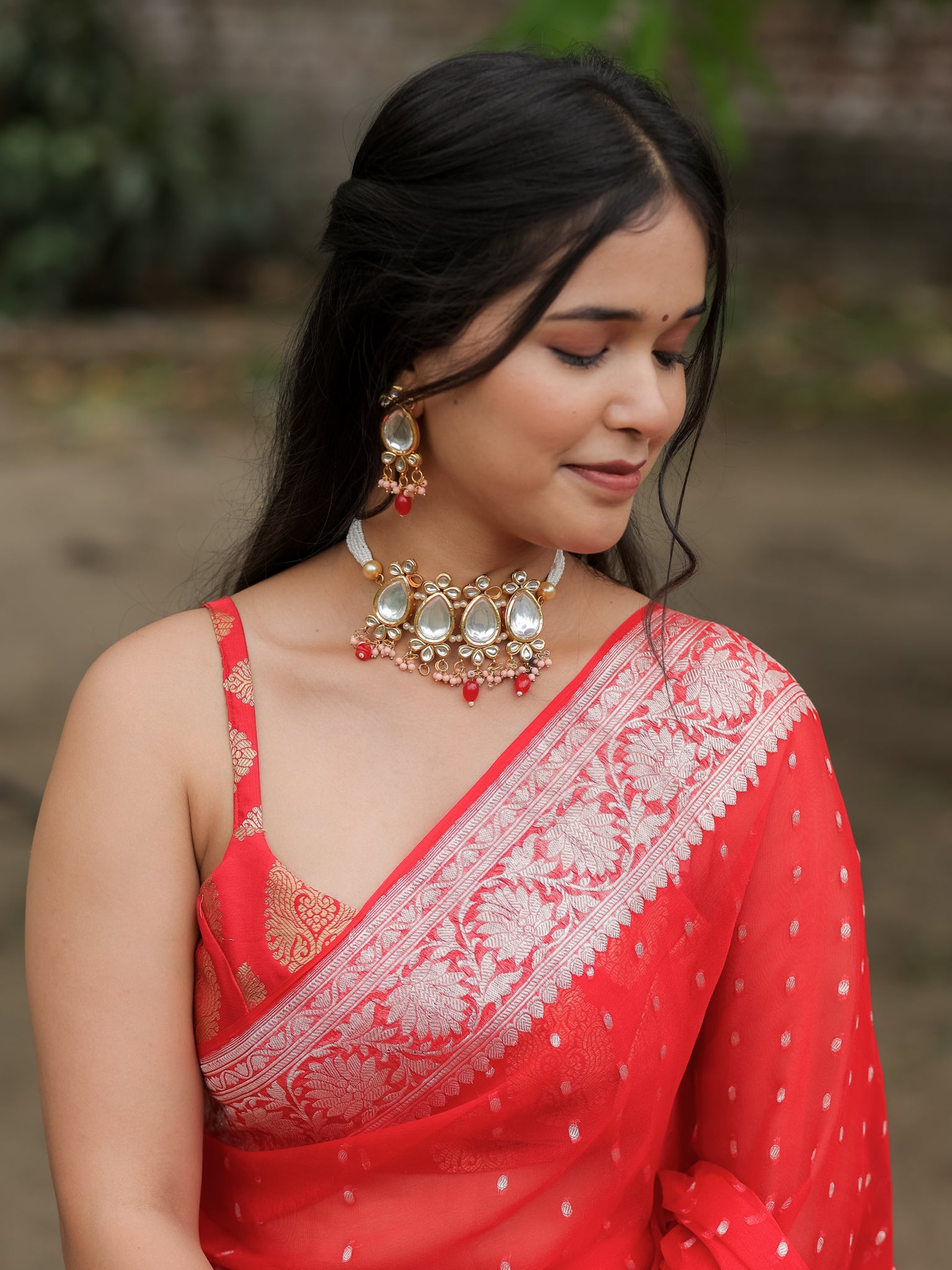 Banarasi Pure Khaddi Georgette Saree With Buti Weaving- Red