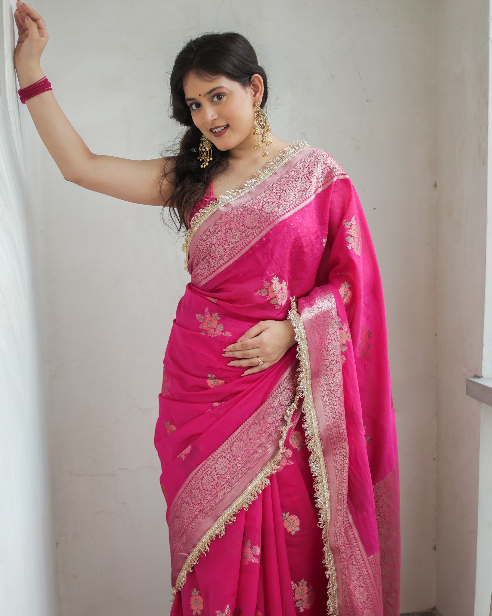 Banarasi Cotton Silk Saree With Zari Weaving & Lace Border- Magenta