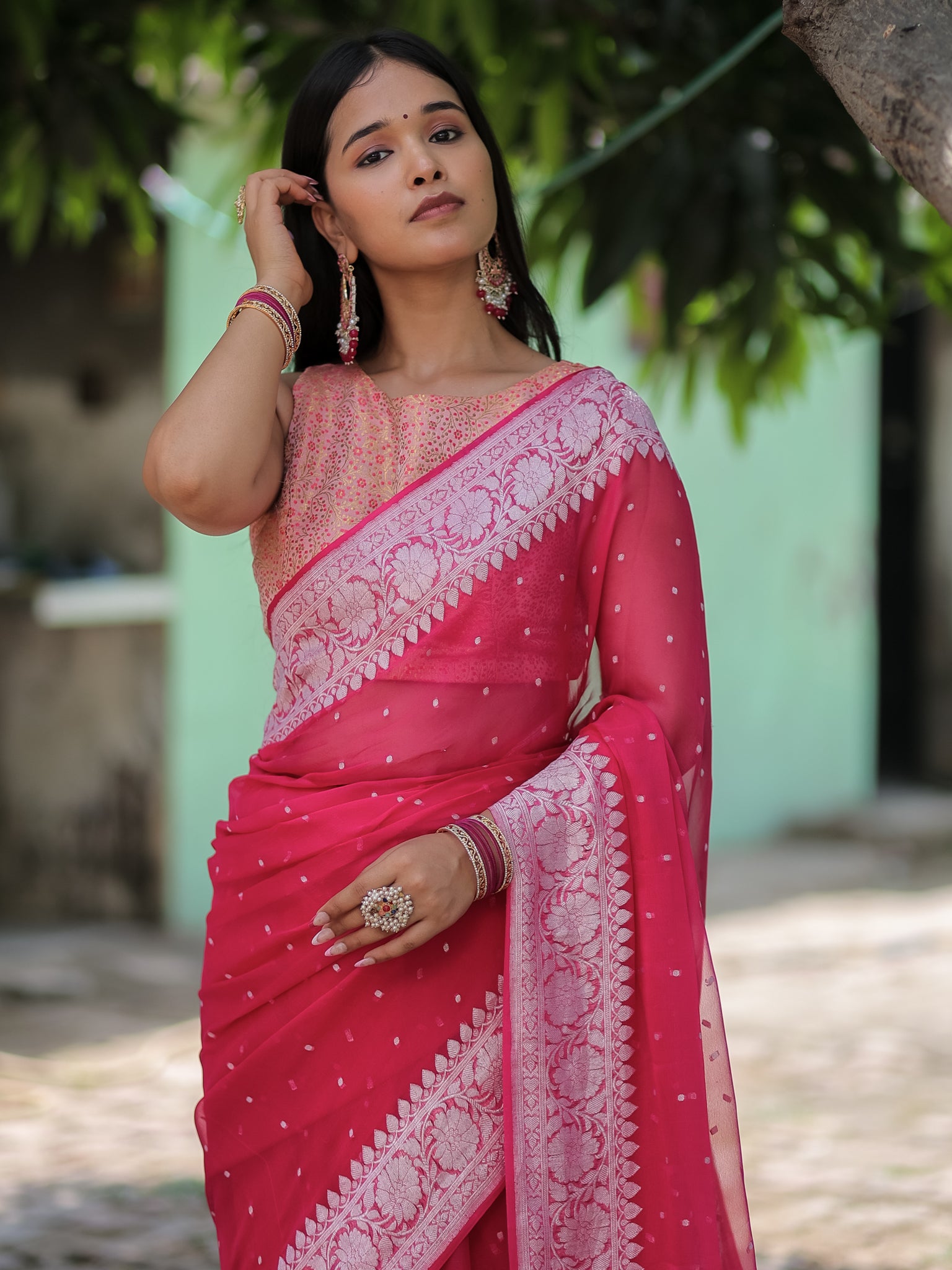 Banarasi Pure Khaddi Georgette Saree With Buti Weaving- Pink