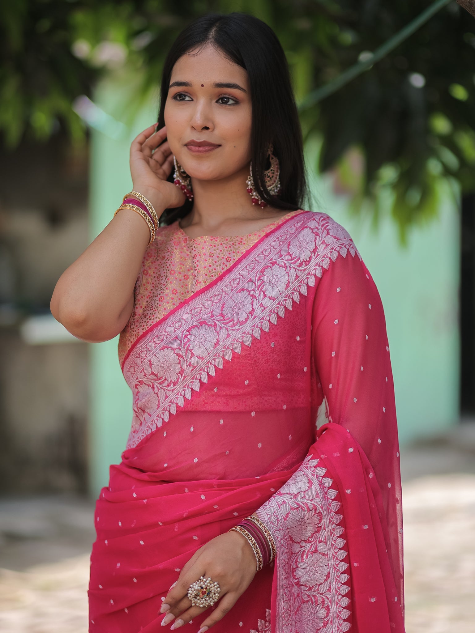 Banarasi Pure Khaddi Georgette Saree With Buti Weaving- Pink