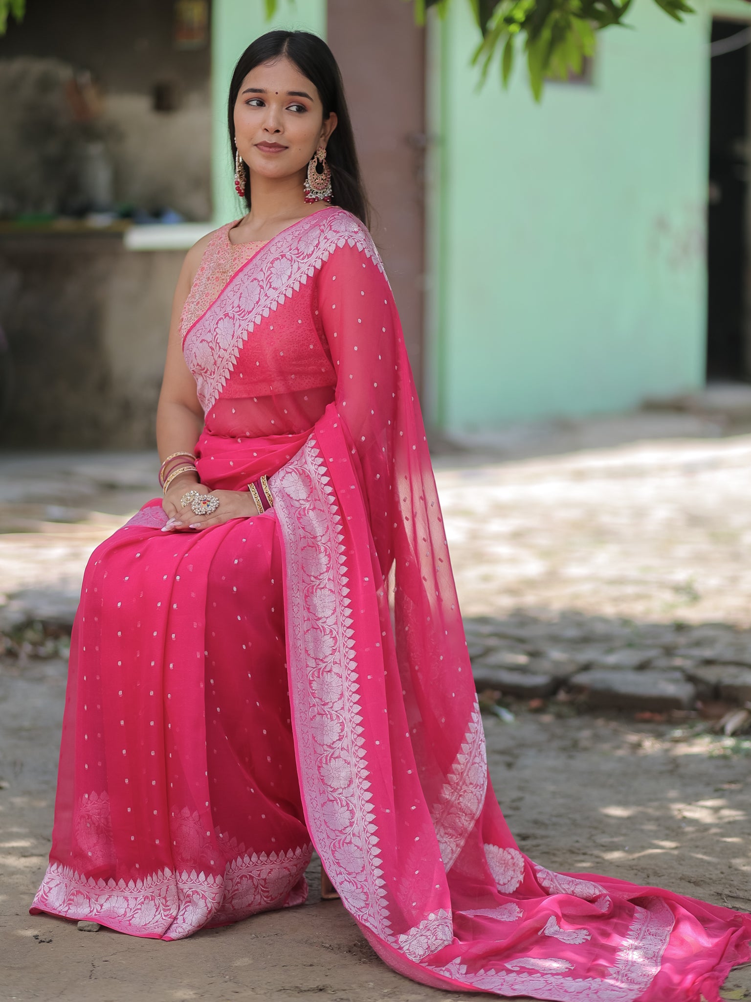 Banarasi Pure Khaddi Georgette Saree With Buti Weaving- Pink