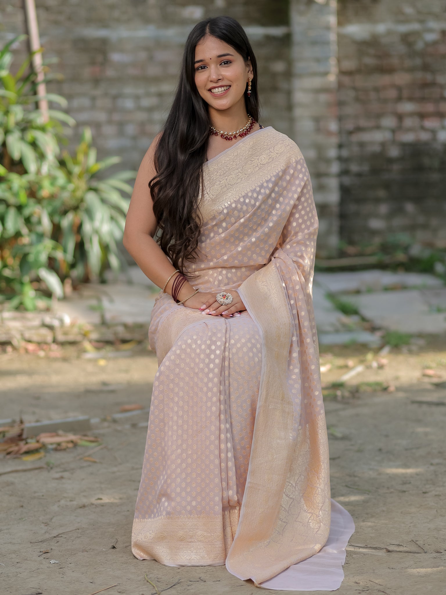 Banarasi Pure Khaddi Georgette Saree With Buti Weaving- Grey