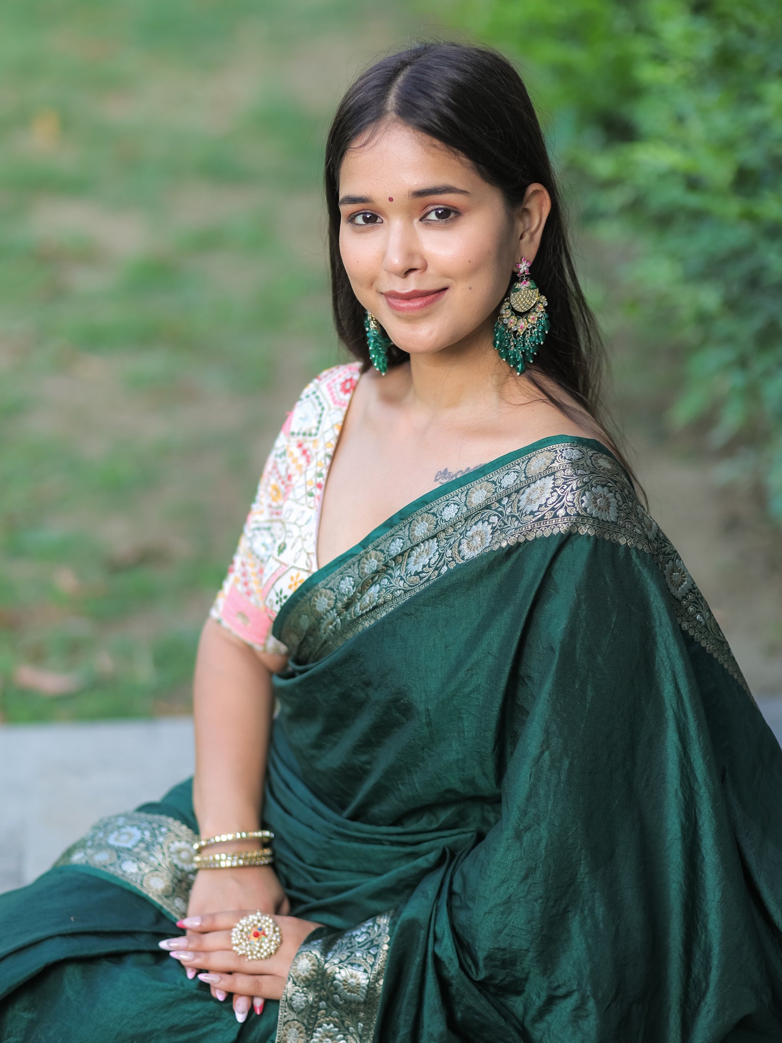 Banarasi Semi Silk Plain Saree With Weaving & Border- Green