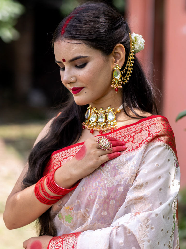 Banarasi Cotton Silk Saree with Meenakari Jaal Weaving& Contrast Border-Off White & Red