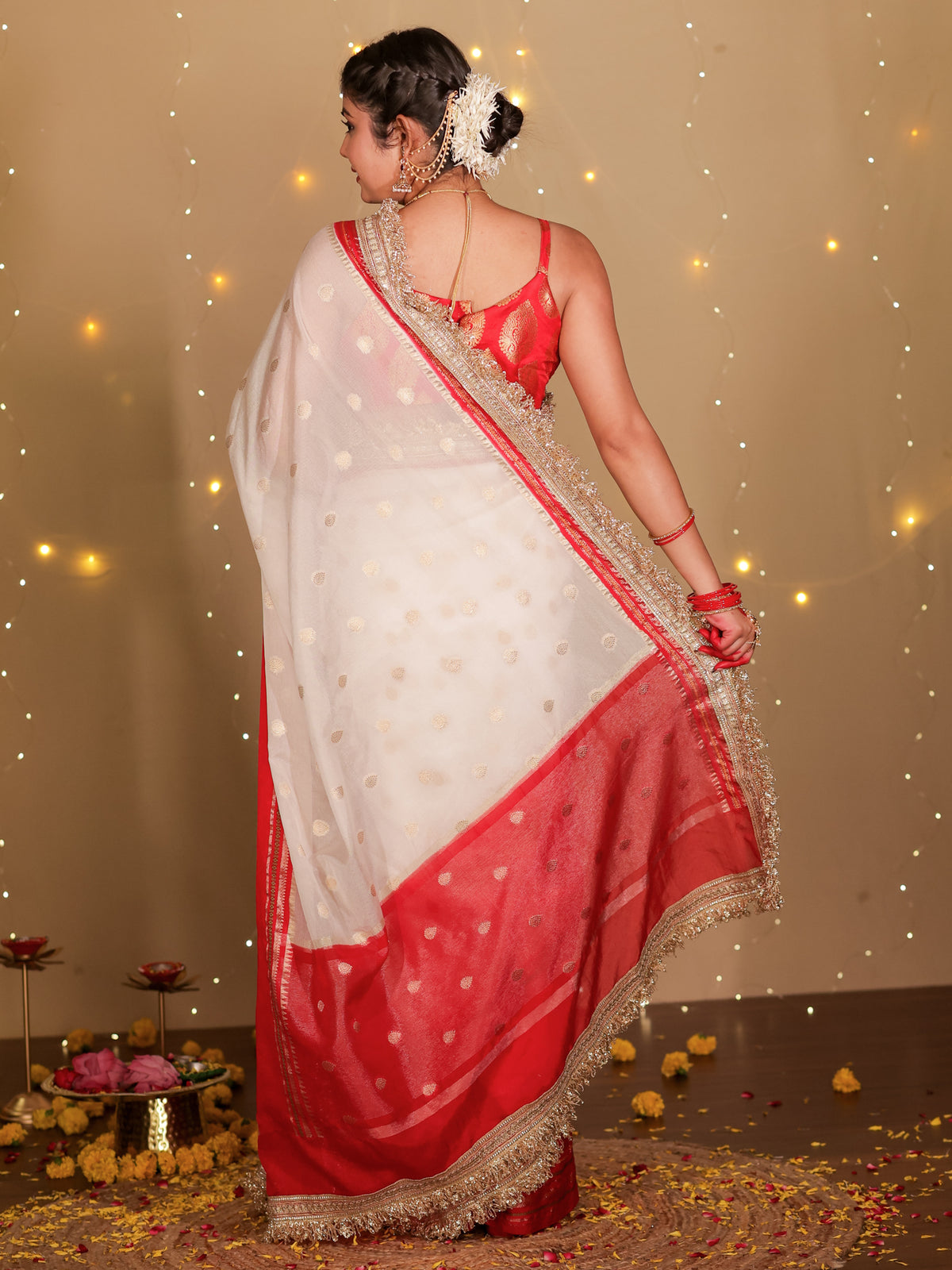 Banarasi Dual Shade Semi Georgette Saree With Lace Border- White & Red