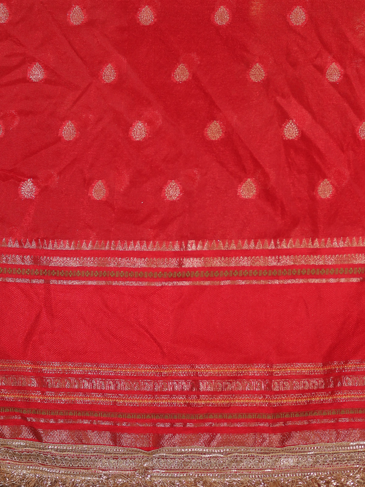 Banarasi Dual Shade Semi Georgette Saree With Lace Border- White & Red