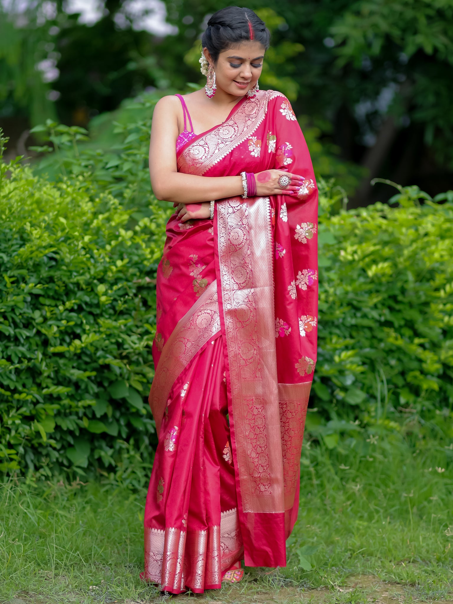 Banarasi Semi Silk Saree With Lace Border - Maroon