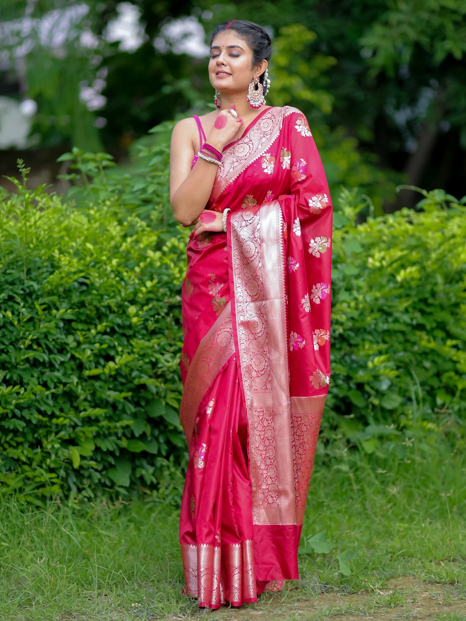 Banarasi Semi Silk Saree With Lace Border - Maroon