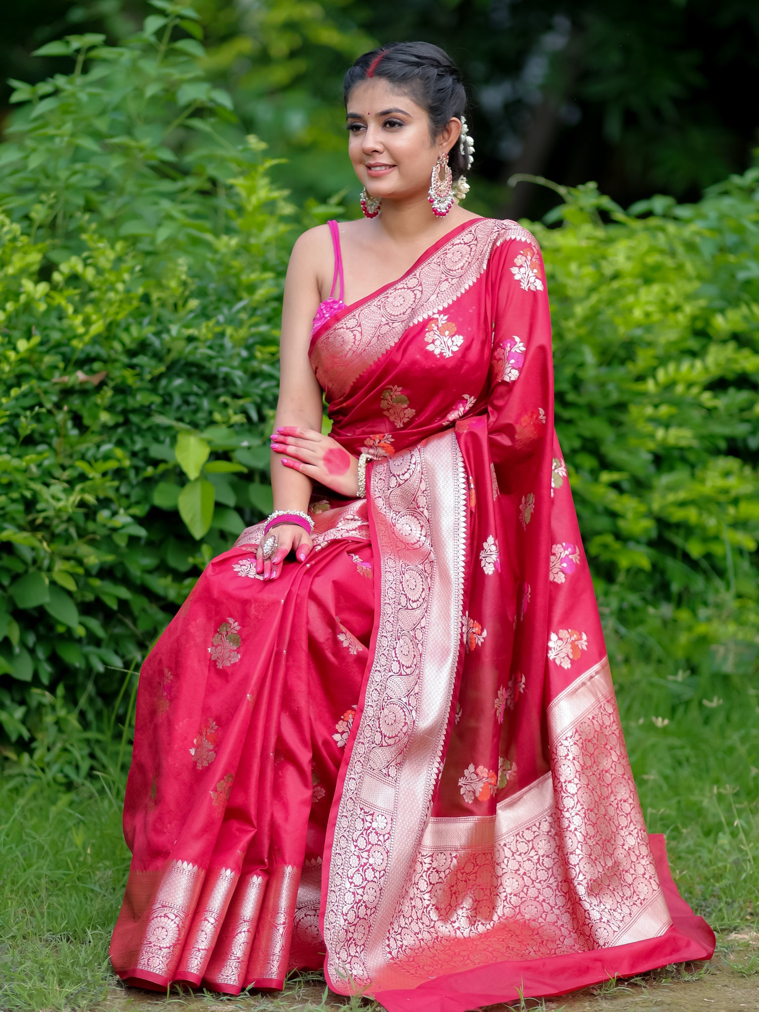 Banarasi Semi Silk Saree With Lace Border - Maroon