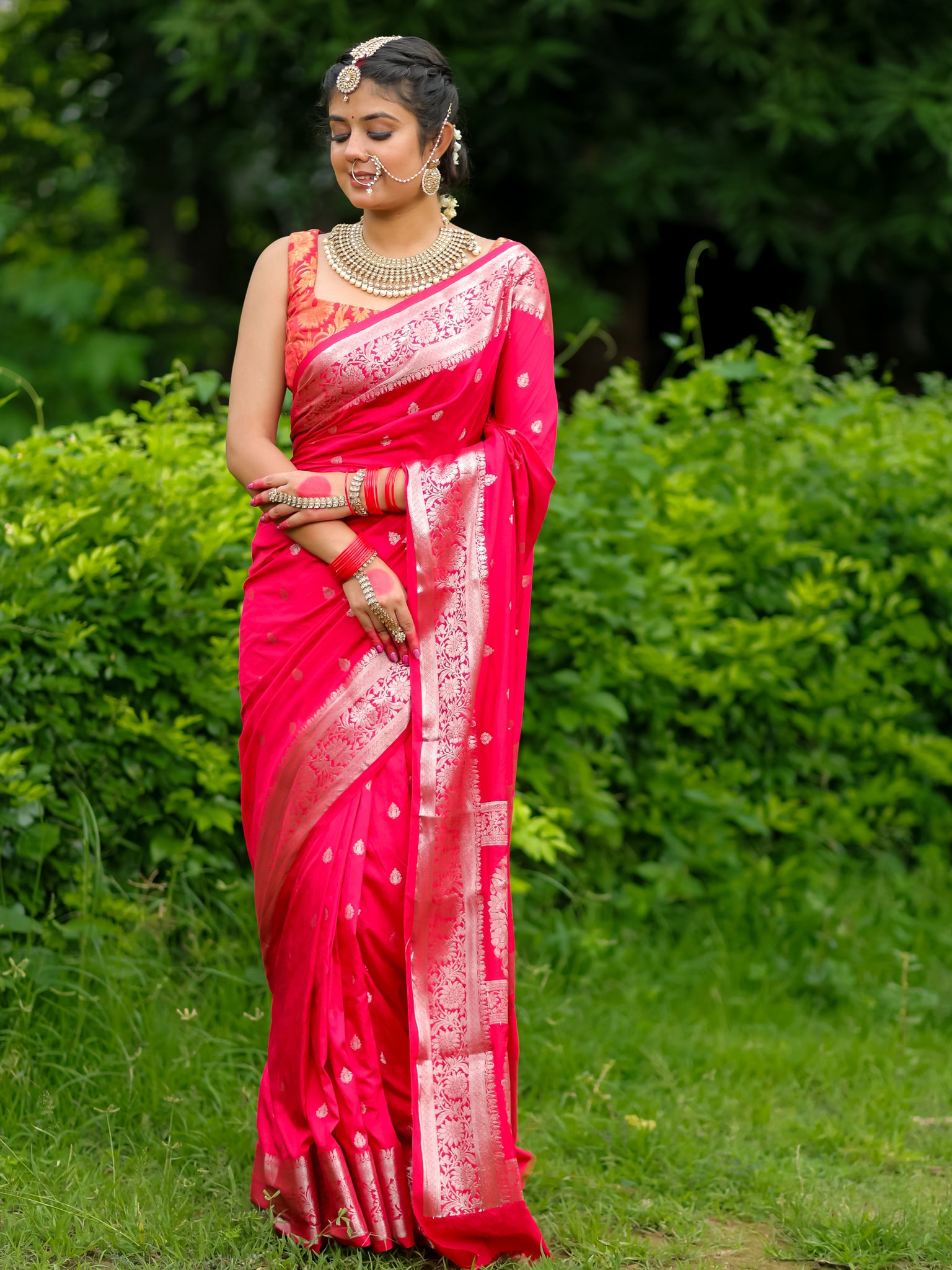 Banarasi Cotton Silk Saree With Silver Zari Buti & Border-Strawberry Pink