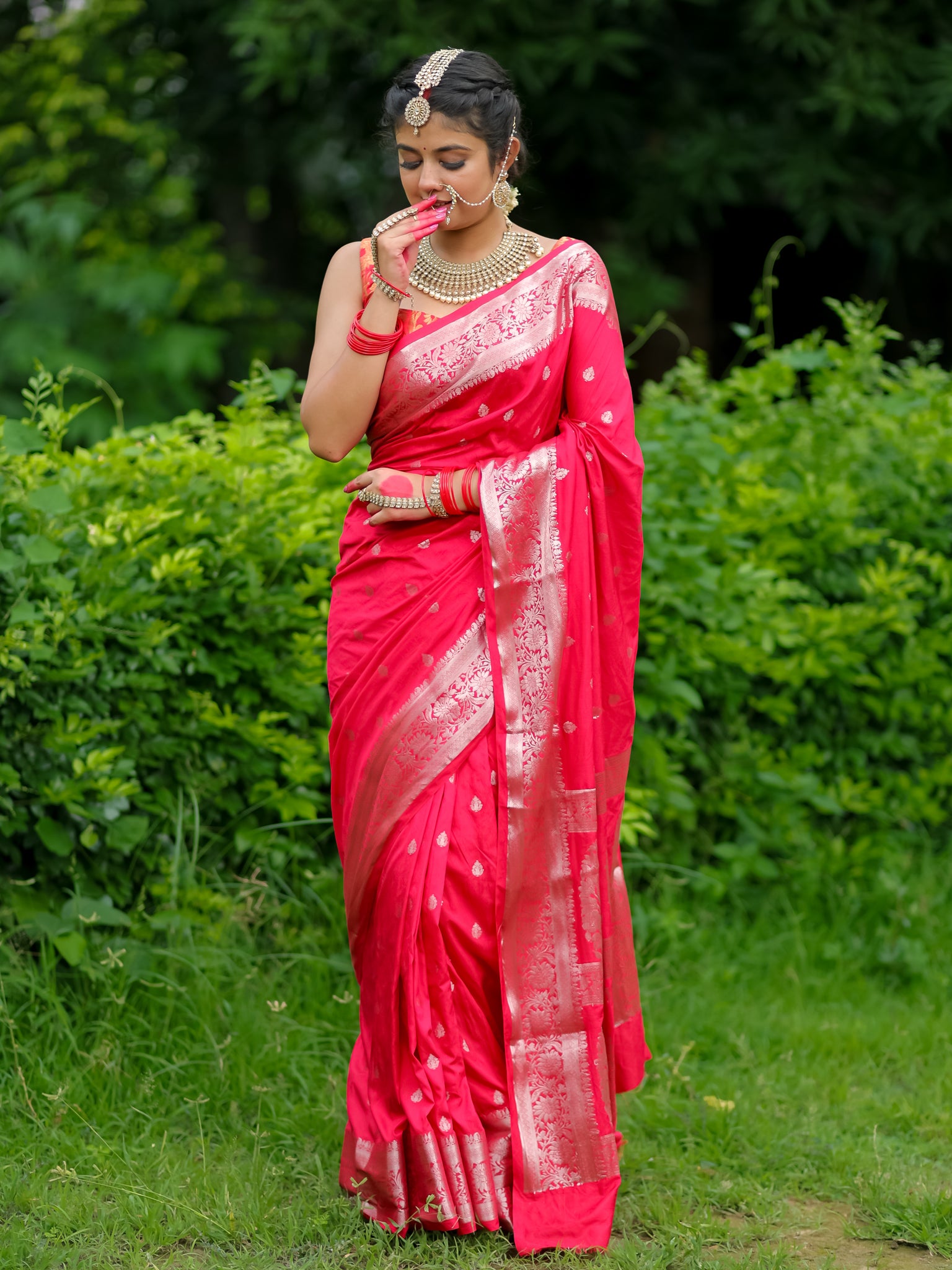 Banarasi Cotton Silk Saree With Silver Zari Buti & Border-Strawberry Pink
