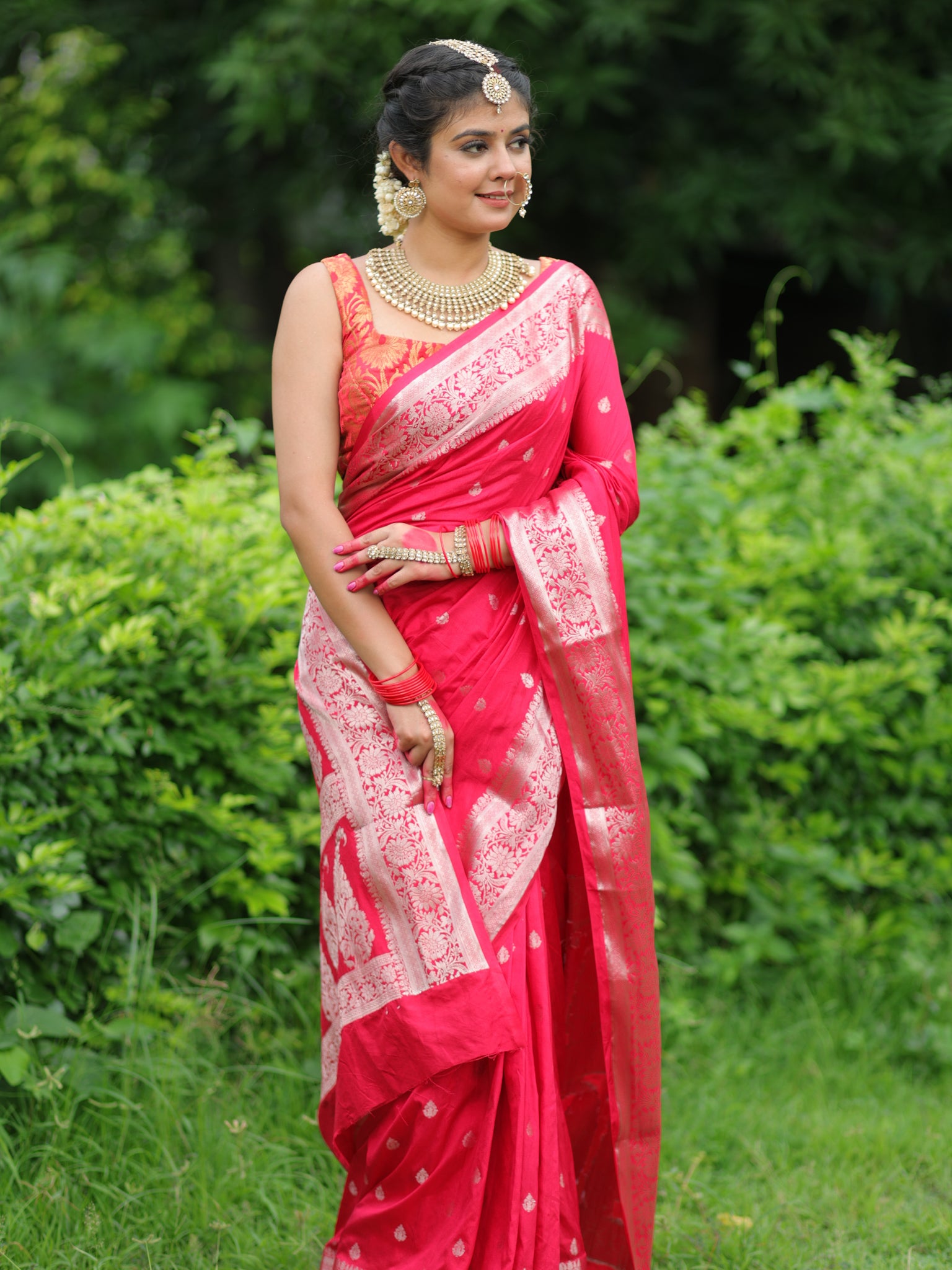 Banarasi Cotton Silk Saree With Silver Zari Buti & Border-Strawberry Pink