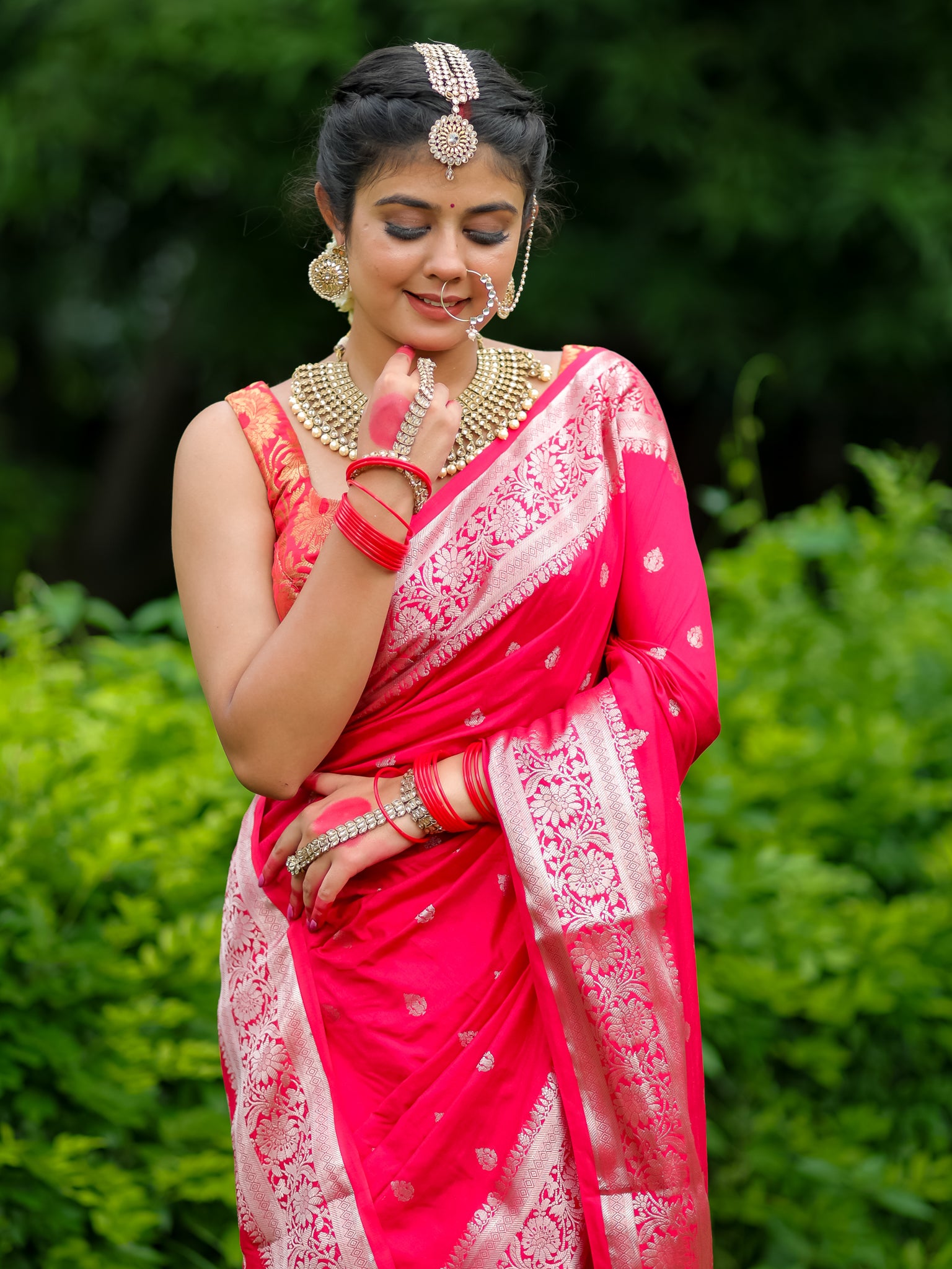 Banarasi Cotton Silk Saree With Silver Zari Buti & Border-Strawberry Pink