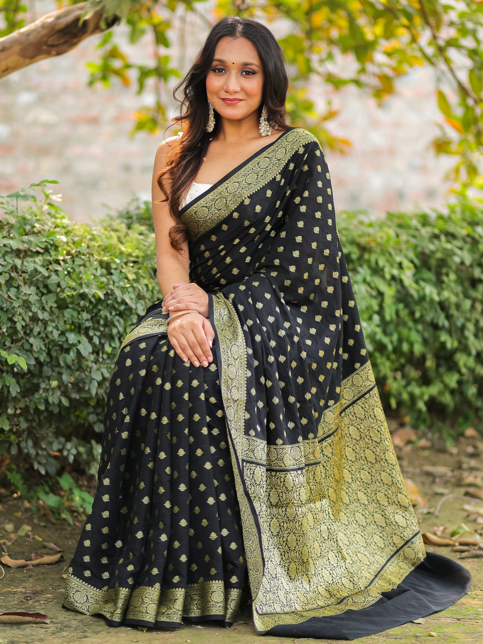 Banarasi Semi Georgette Saree With Resham Weaving- Black