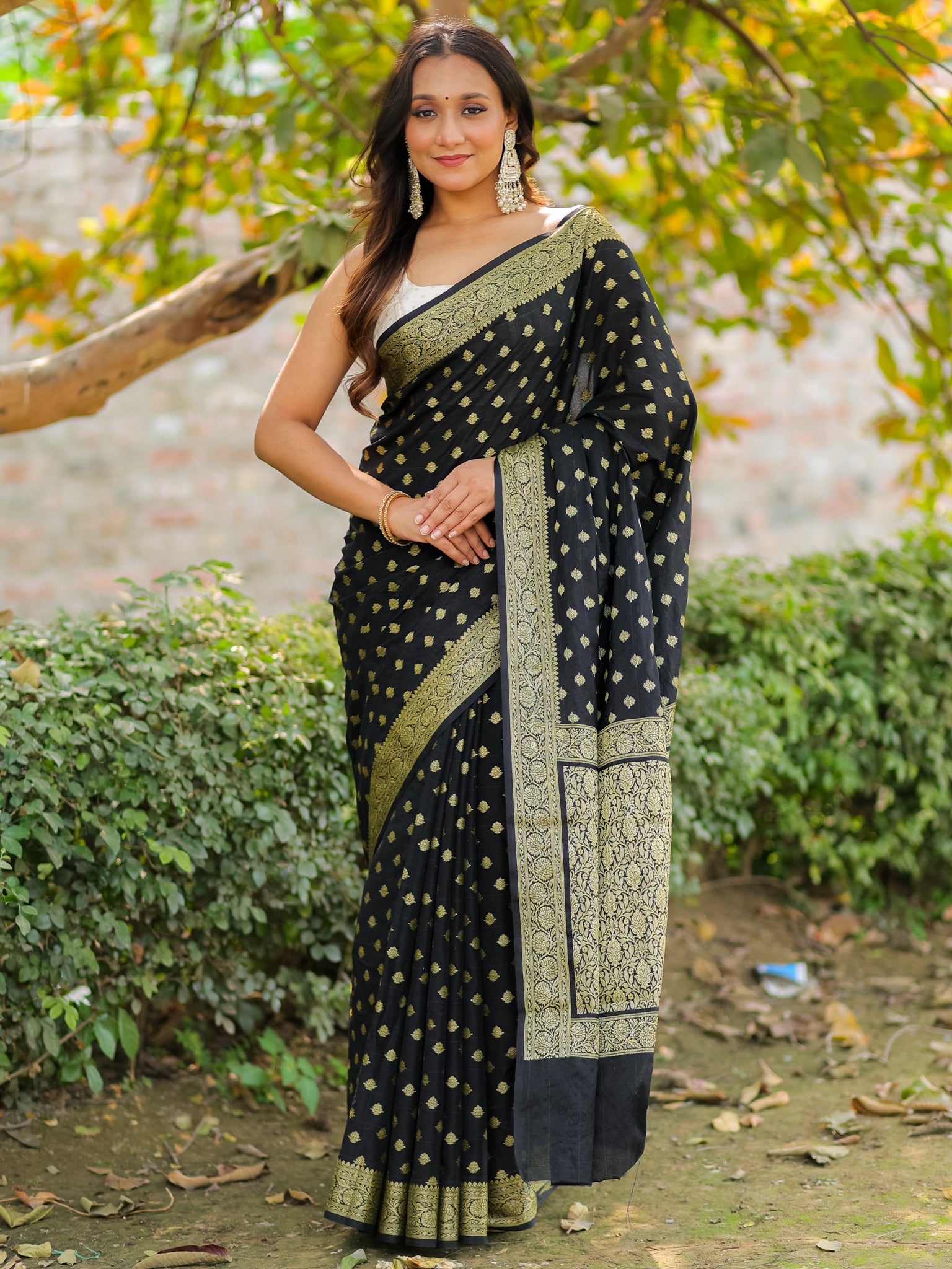 Banarasi Semi Georgette Saree With Resham Weaving- Black