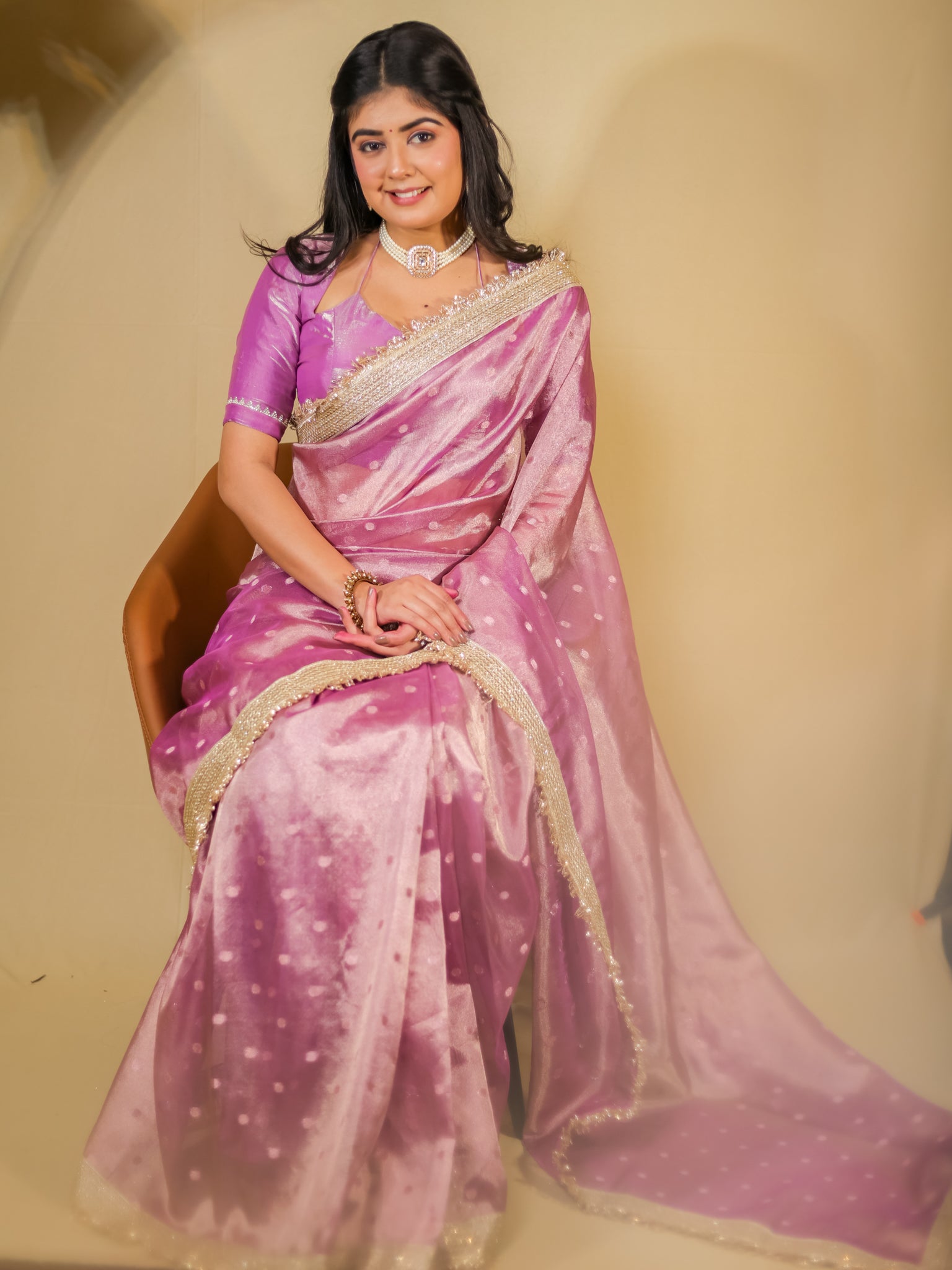 Banarasi Tissue Saree With Buti Weaving & Lace Border - Pink