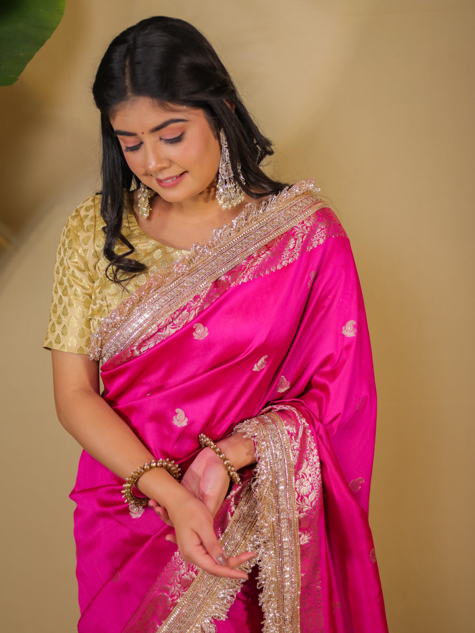 Banarasi Semi Silk Saree With Buti Zari Weaving & Lace Border - Pink