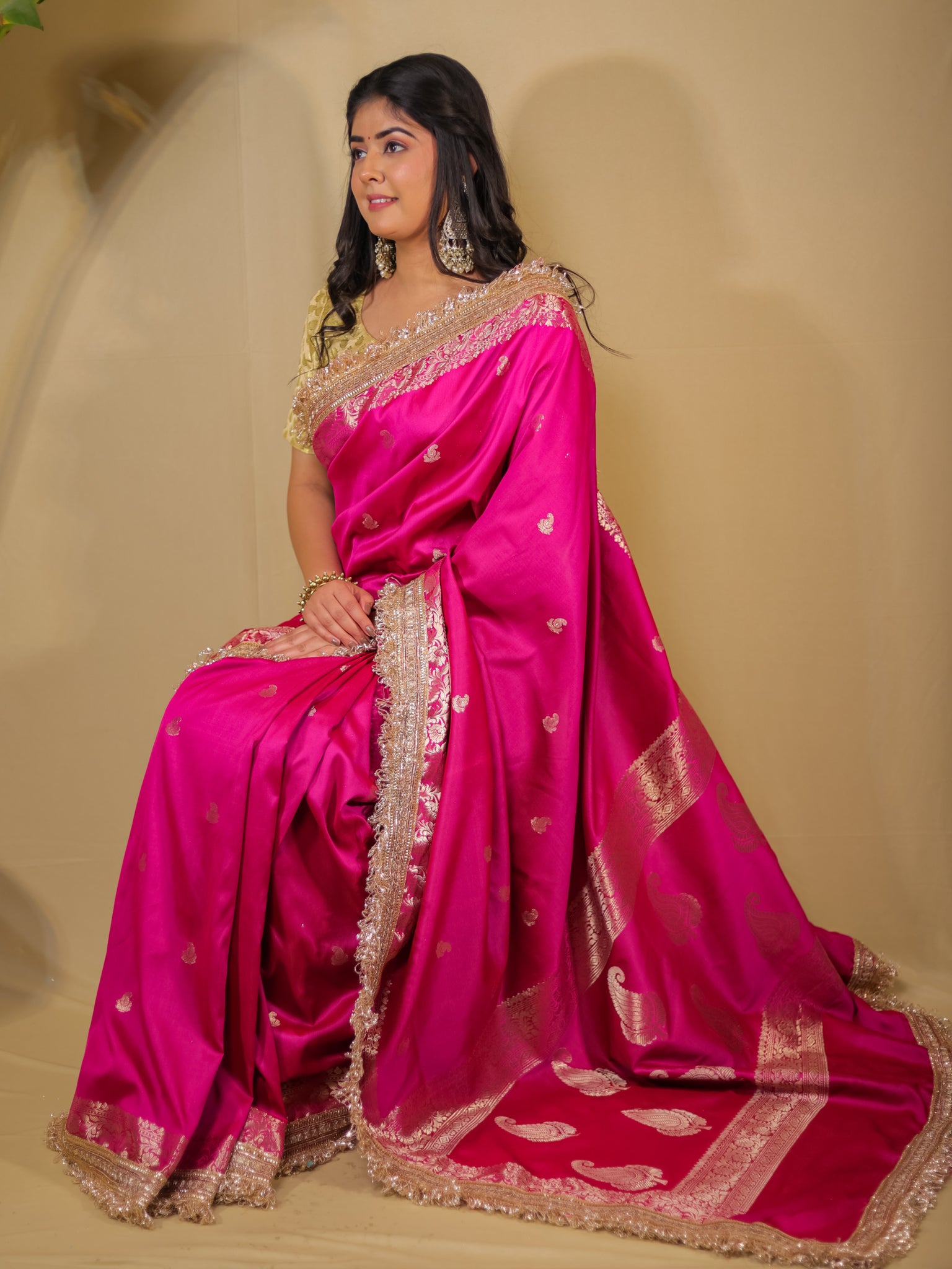 Banarasi Semi Silk Saree With Buti Zari Weaving & Lace Border - Pink