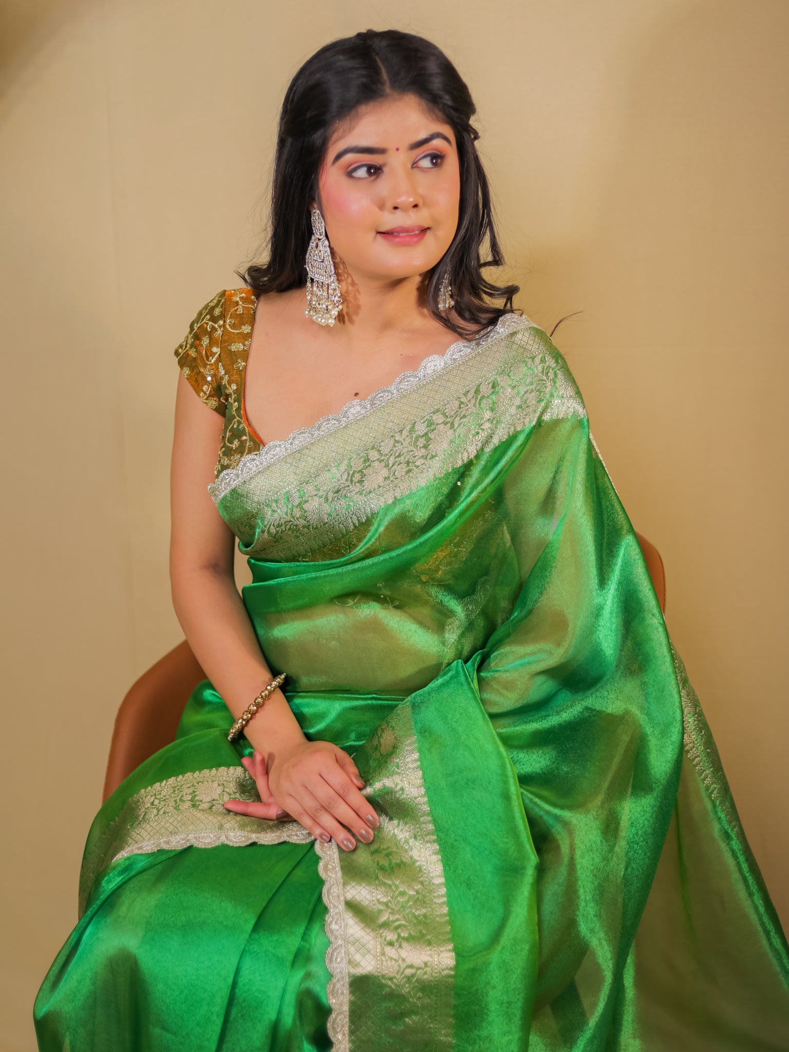 Banarasi Plain Tissue Saree With Lace Border - Green