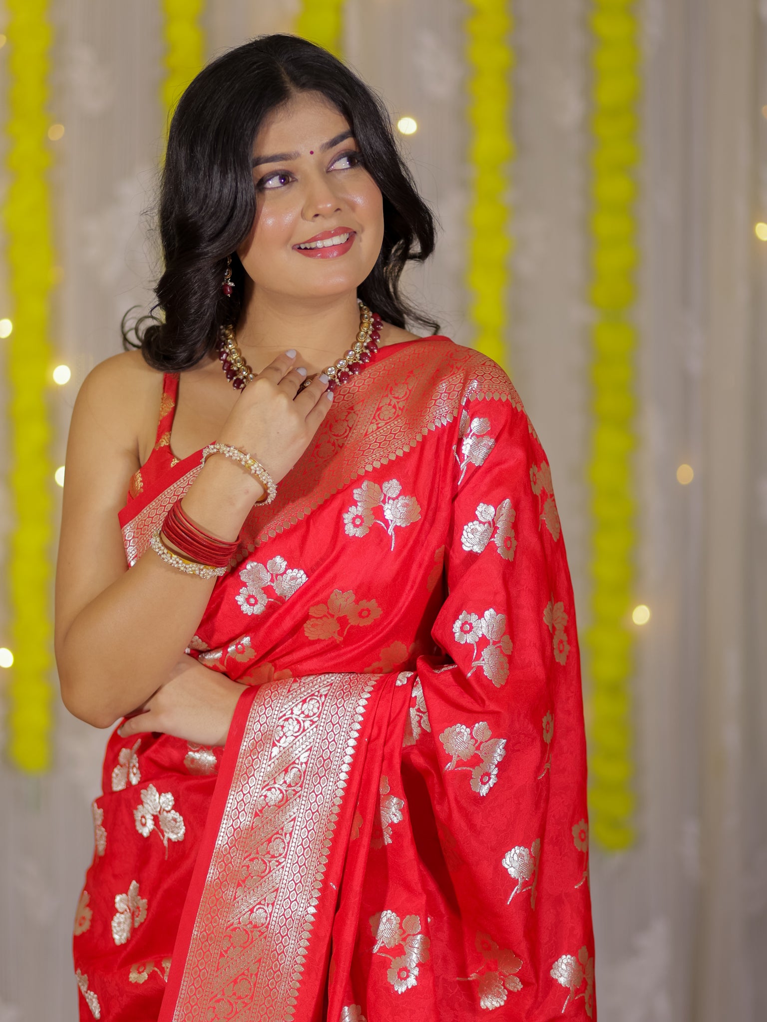 Banarasi Art Katan Silk Saree With Zari Buta Weaving & Tanchoi Weaving- Red