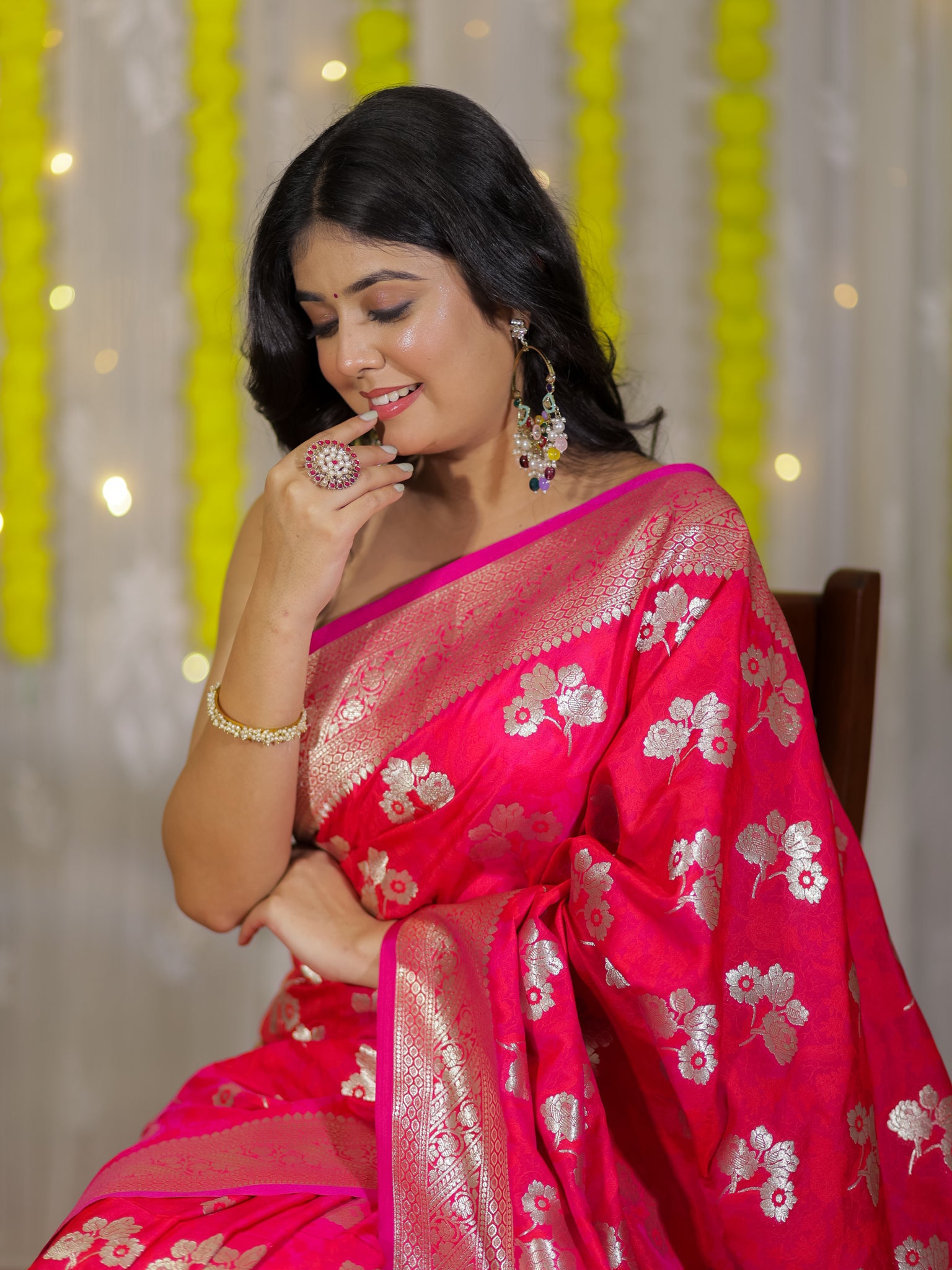 Banarasi Art Katan Silk Saree With Zari Buta Weaving & Tanchoi Weaving- Magenta