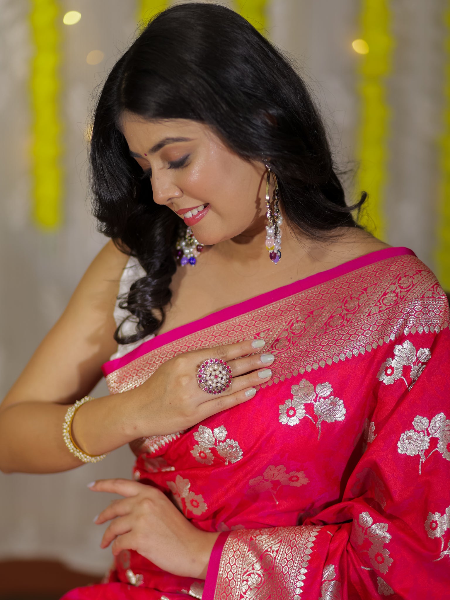 Banarasi Art Katan Silk Saree With Zari Buta Weaving & Tanchoi Weaving- Magenta