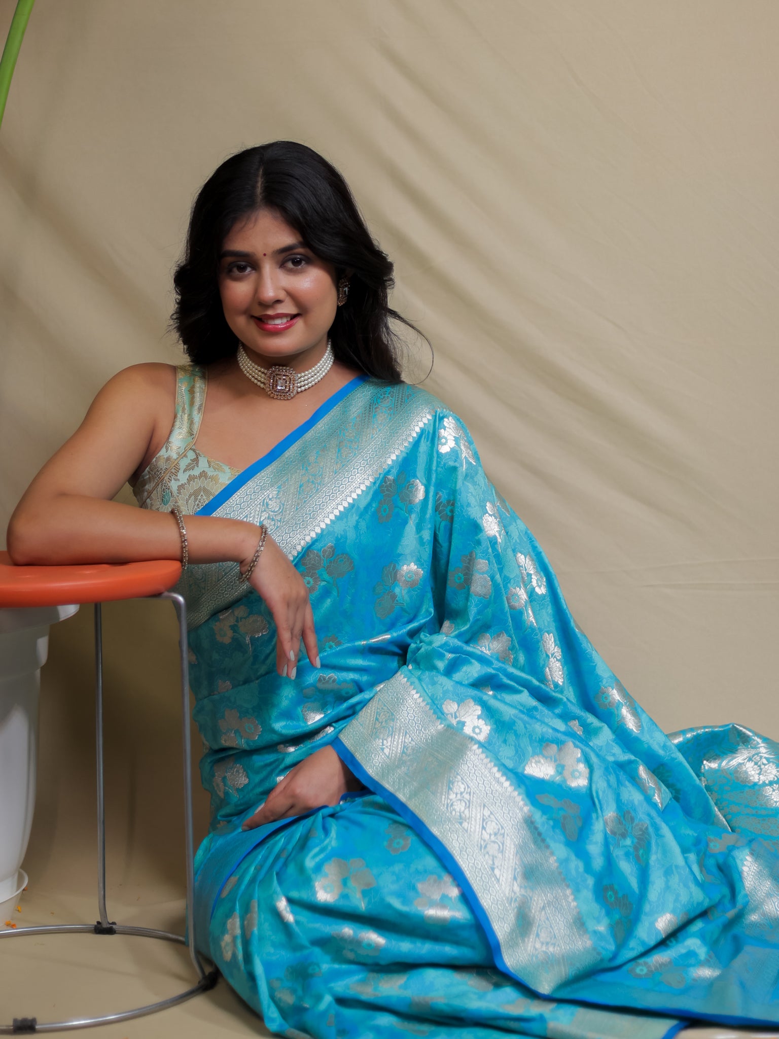 Banarasi Art Katan Silk Saree With Zari Buta Weaving & Tanchoi Weaving- Blue