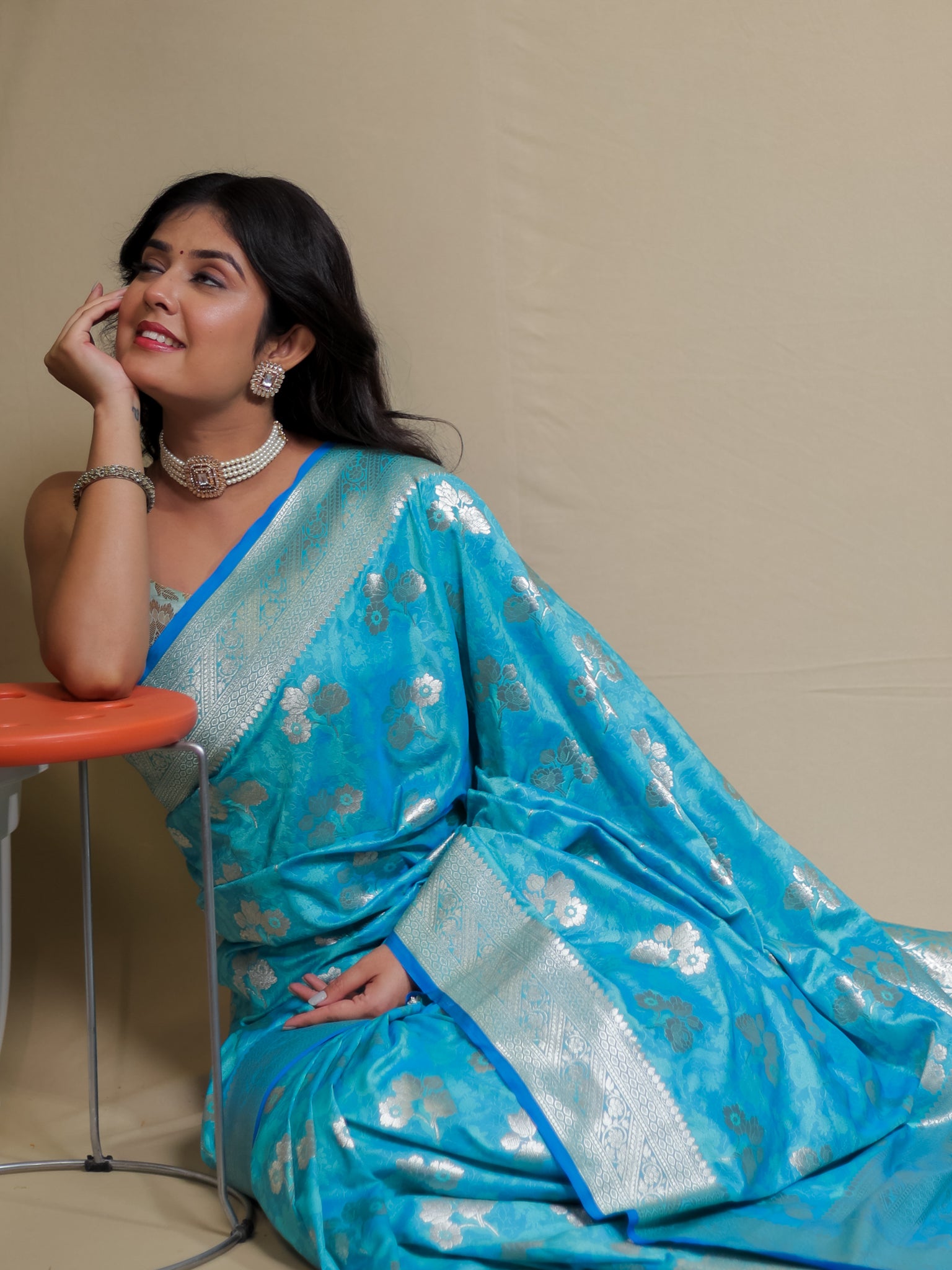 Banarasi Art Katan Silk Saree With Zari Buta Weaving & Tanchoi Weaving- Blue