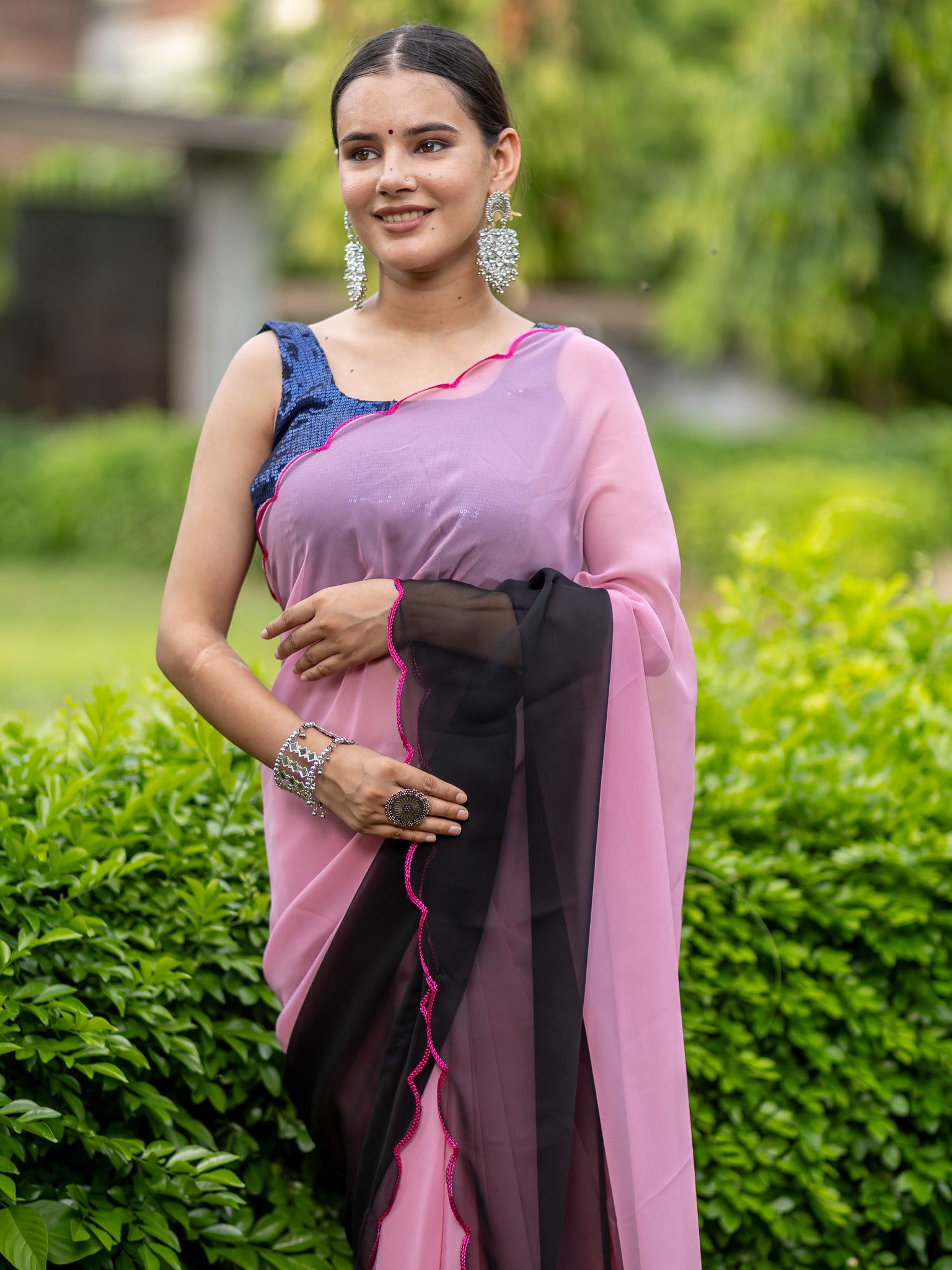 Dual Shade Semi Chiffon Saree - Pink & Black