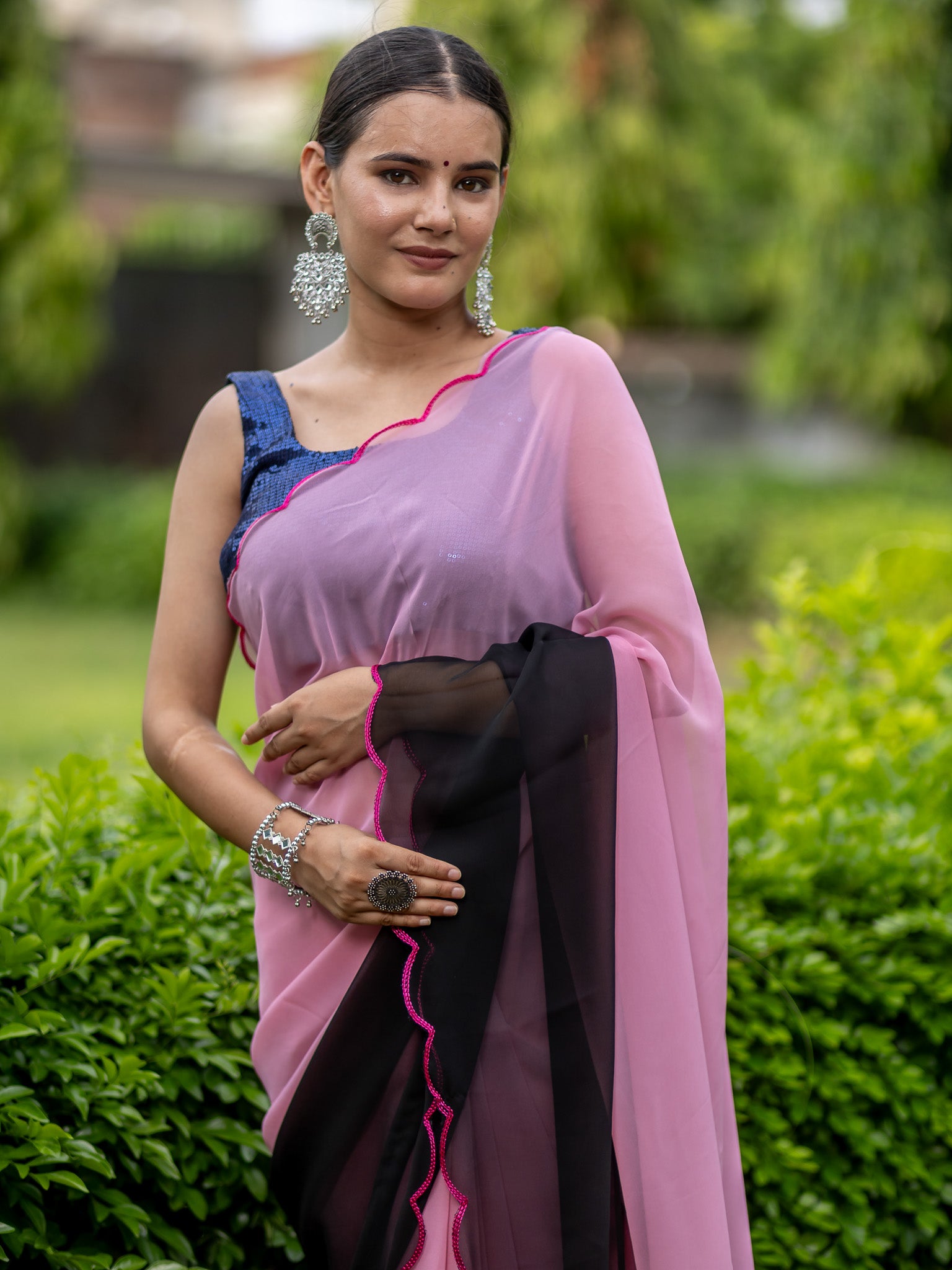 Dual Shade Semi Chiffon Saree - Pink & Black