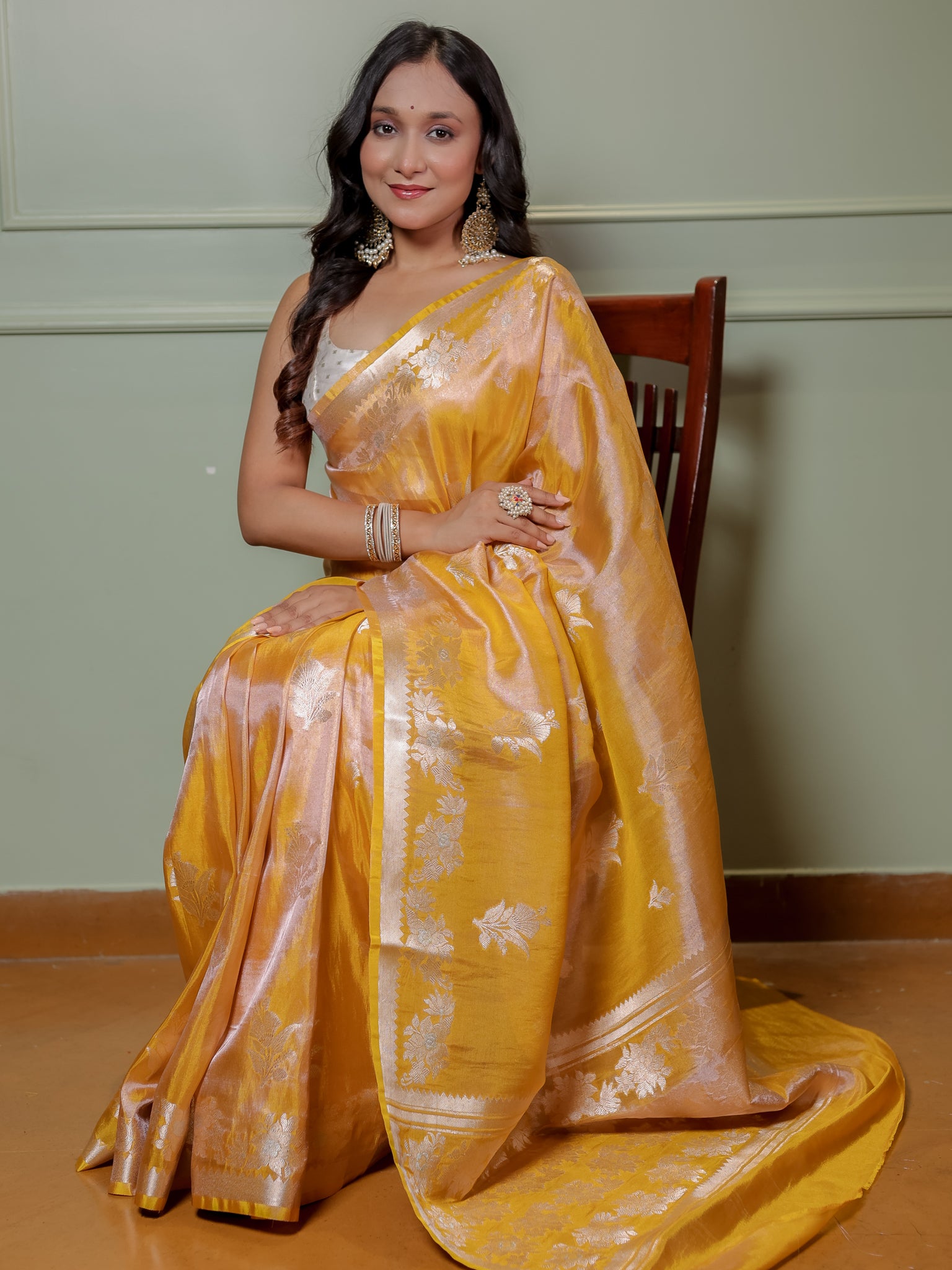 Banarasi Dual Tone Tissue Saree With Border - Yellow