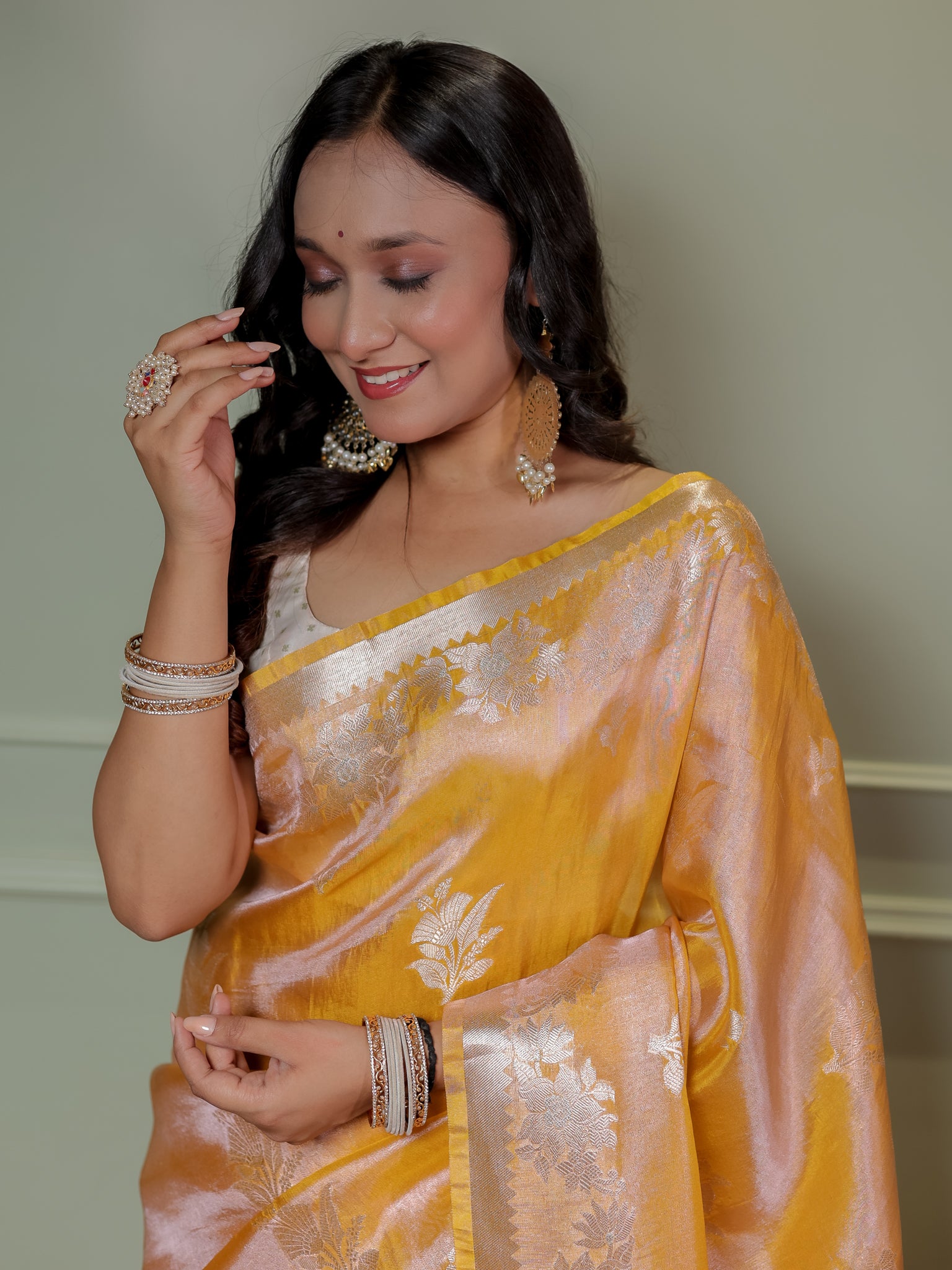 Banarasi Dual Tone Tissue Saree With Border - Yellow
