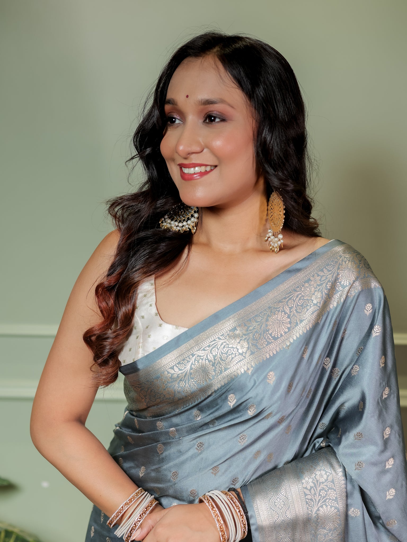 Banarasi Silk Saree With Buti Weaving & Border- Grey