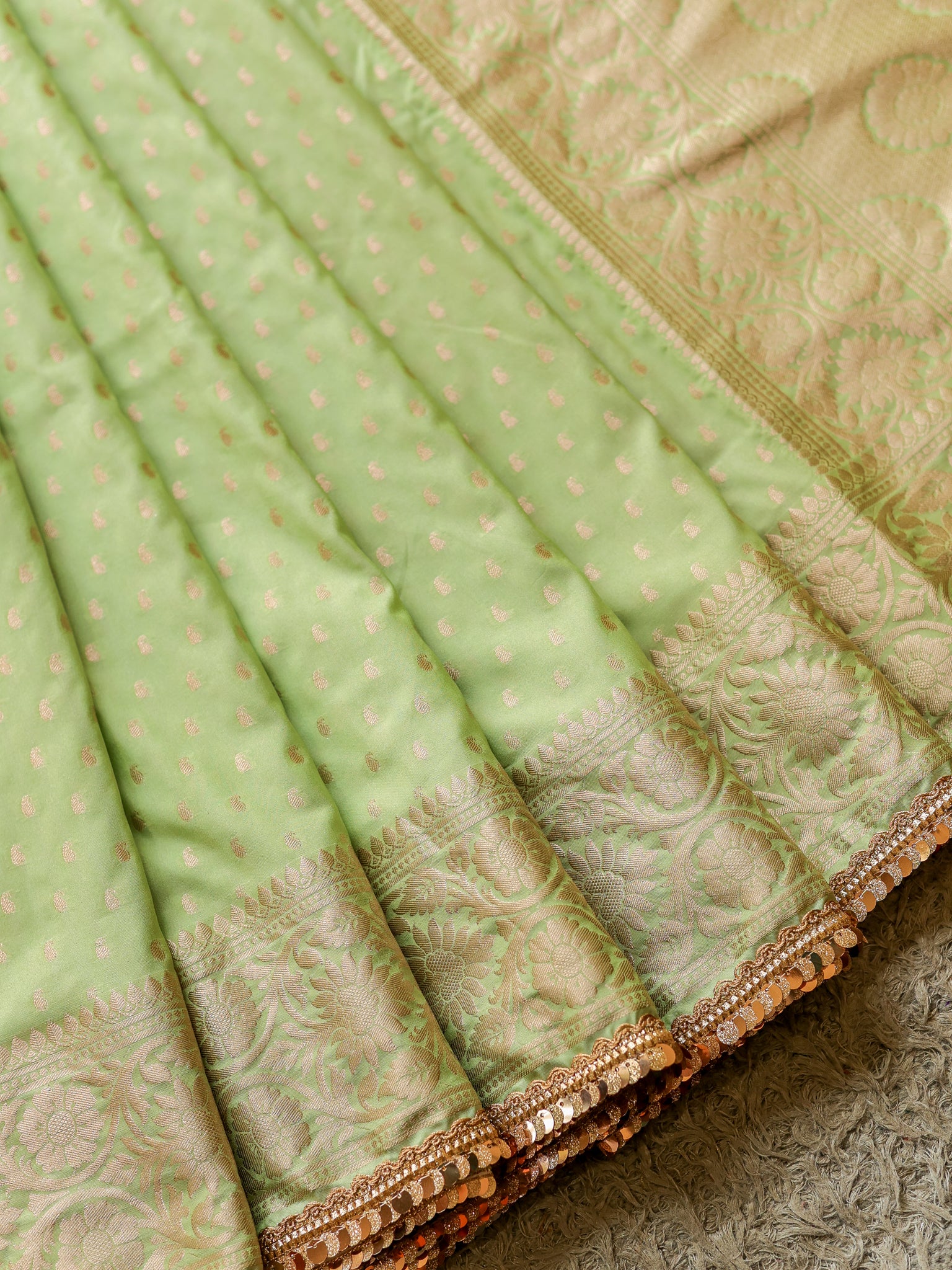Banarasi Semi Silk Saree With Buti Weaving & Lace Border - Green