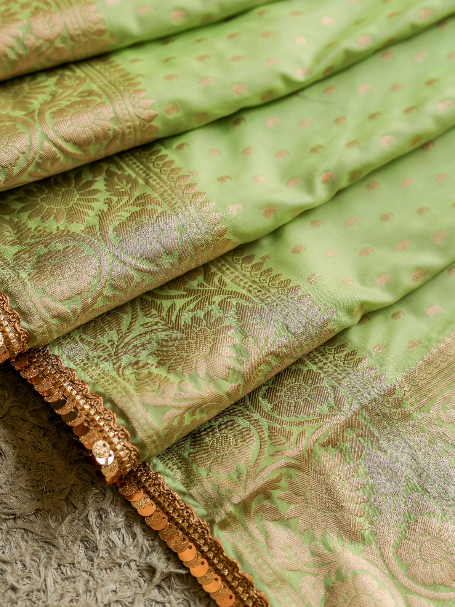 Banarasi Semi Silk Saree With Buti Weaving & Lace Border - Green