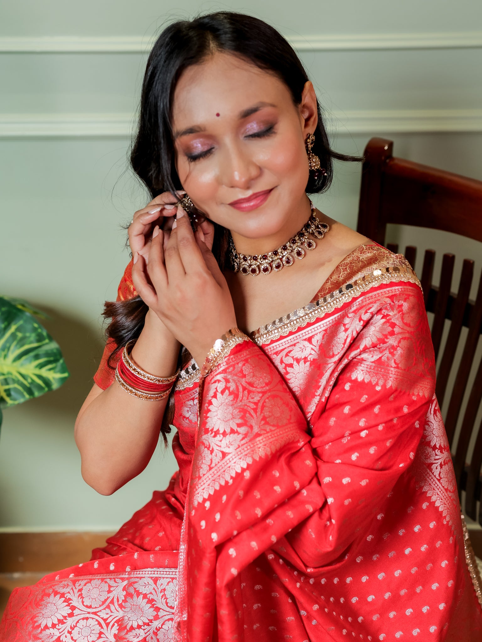Banarasi Semi Silk Saree With Buti Weaving & Lace Border - Red