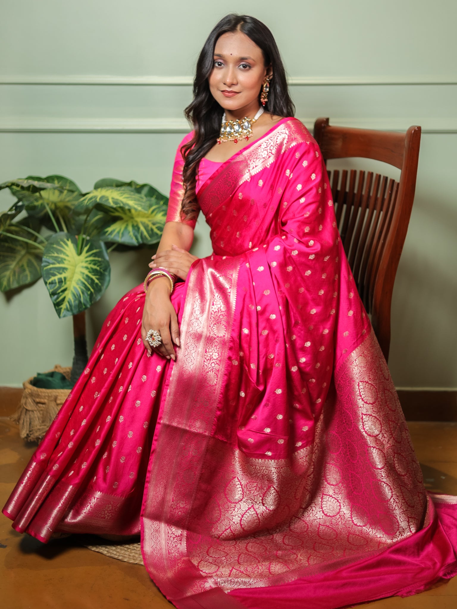 Banarasi Silk Saree With Buti Weaving & Border- Pink