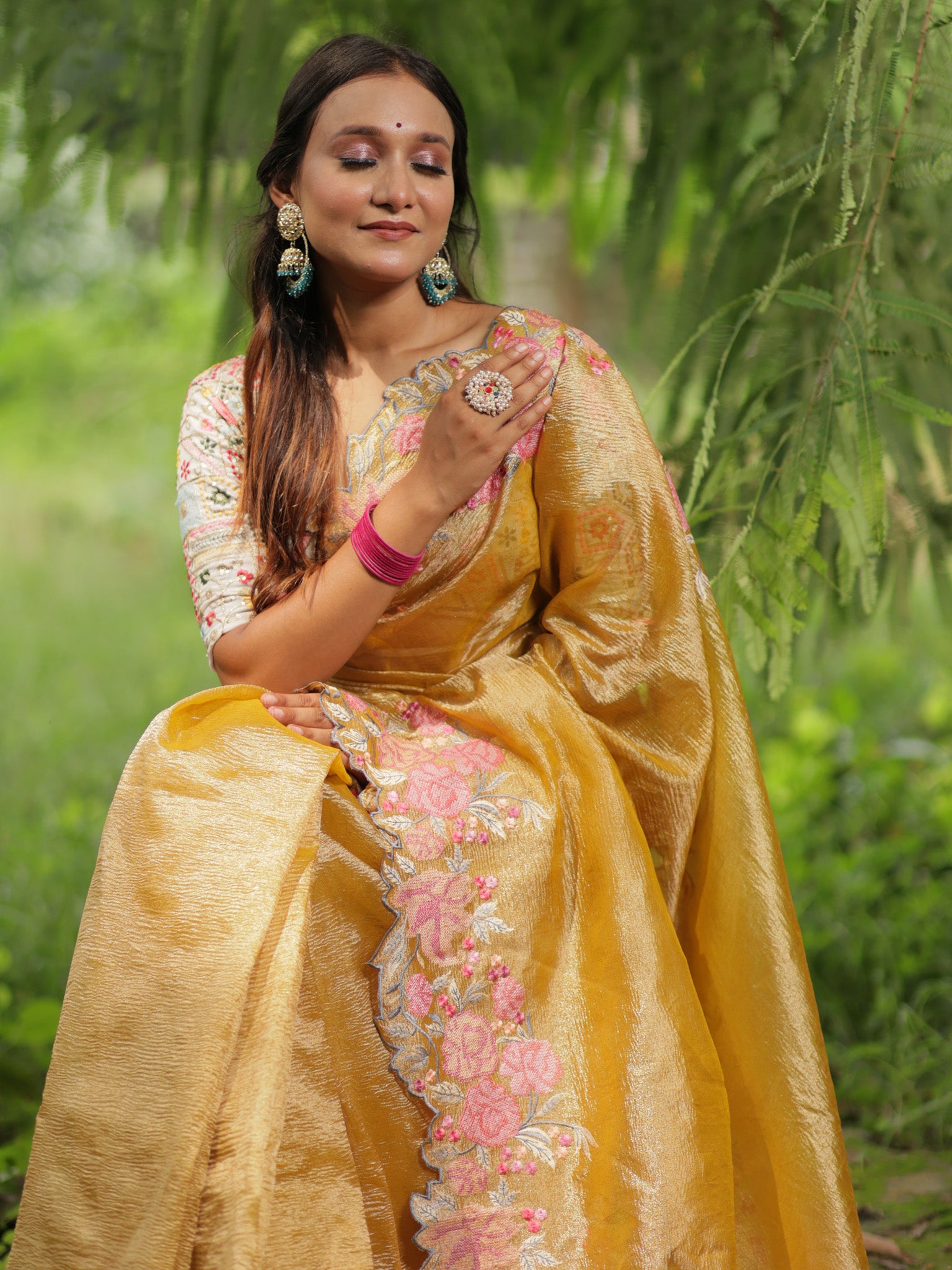 Banarasi Crushed Tissue Saree With Embroidered Border-Yellow