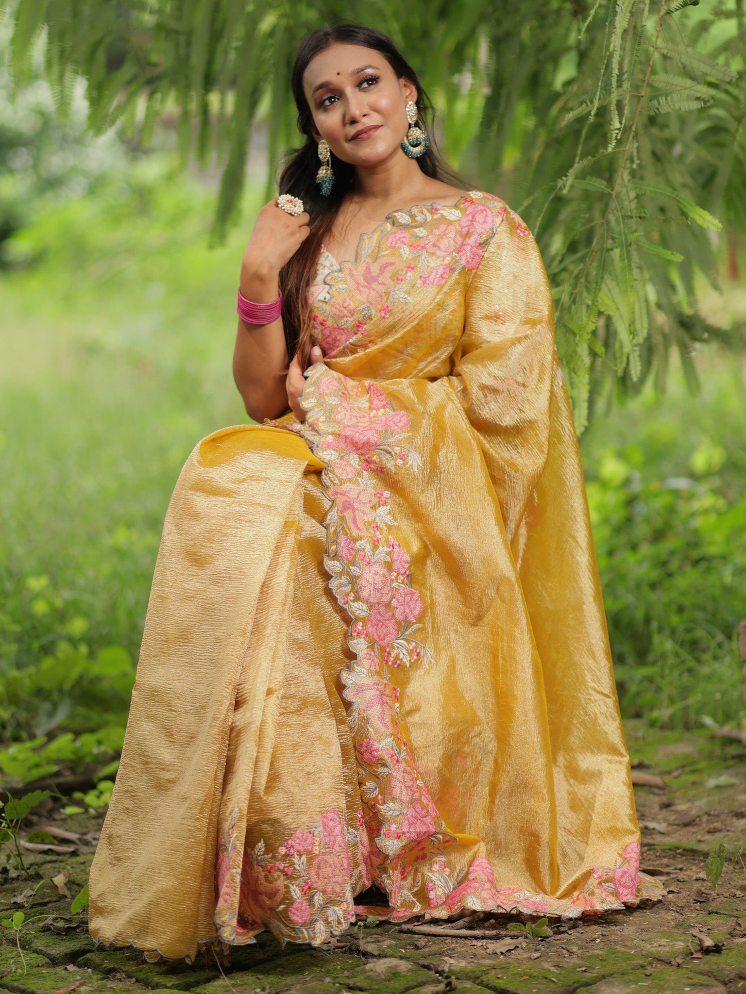 Banarasi Crushed Tissue Saree With Embroidered Border-Yellow