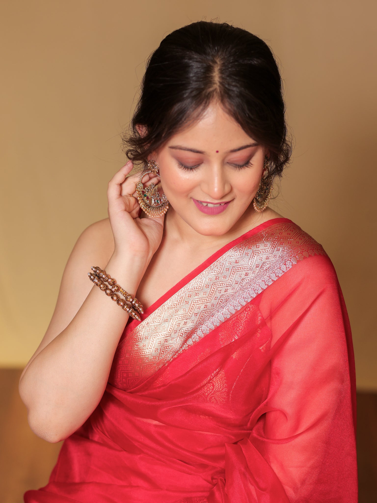 Banarasi Organza Saree With Zari Weaving Border- Red