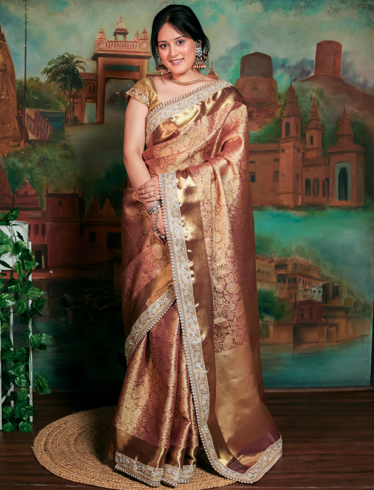 Banarasi Tissue Saree With Floral Zari Weaving & Lace Border - Peach