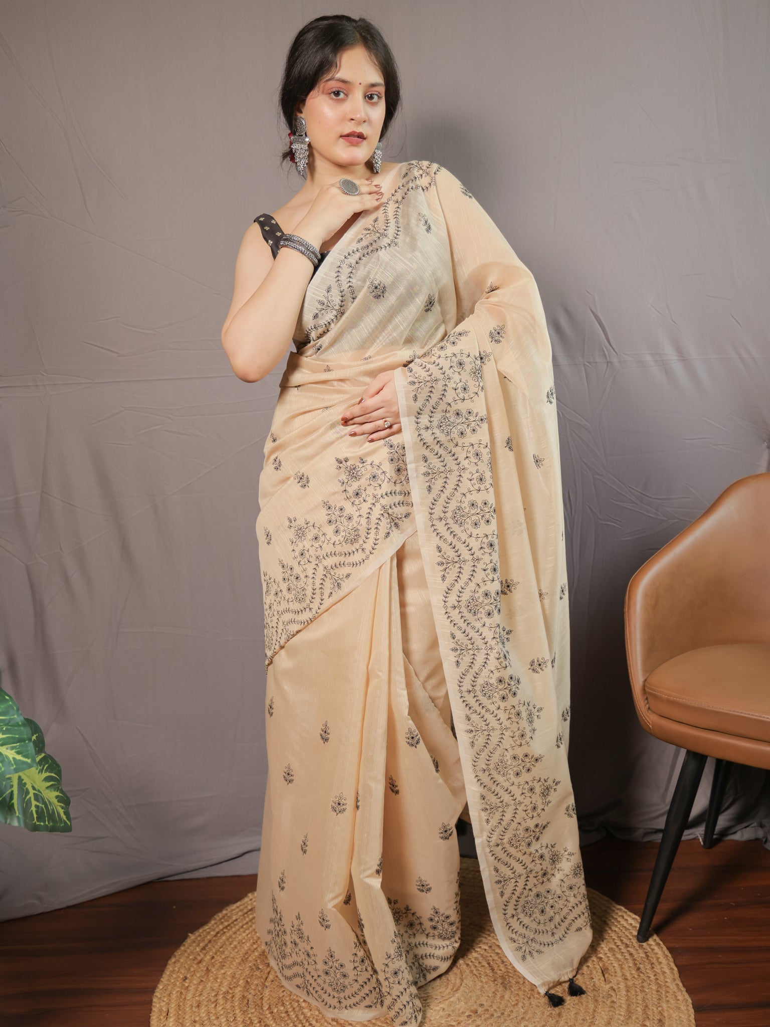 Cotton Saree with embroidery - Beige